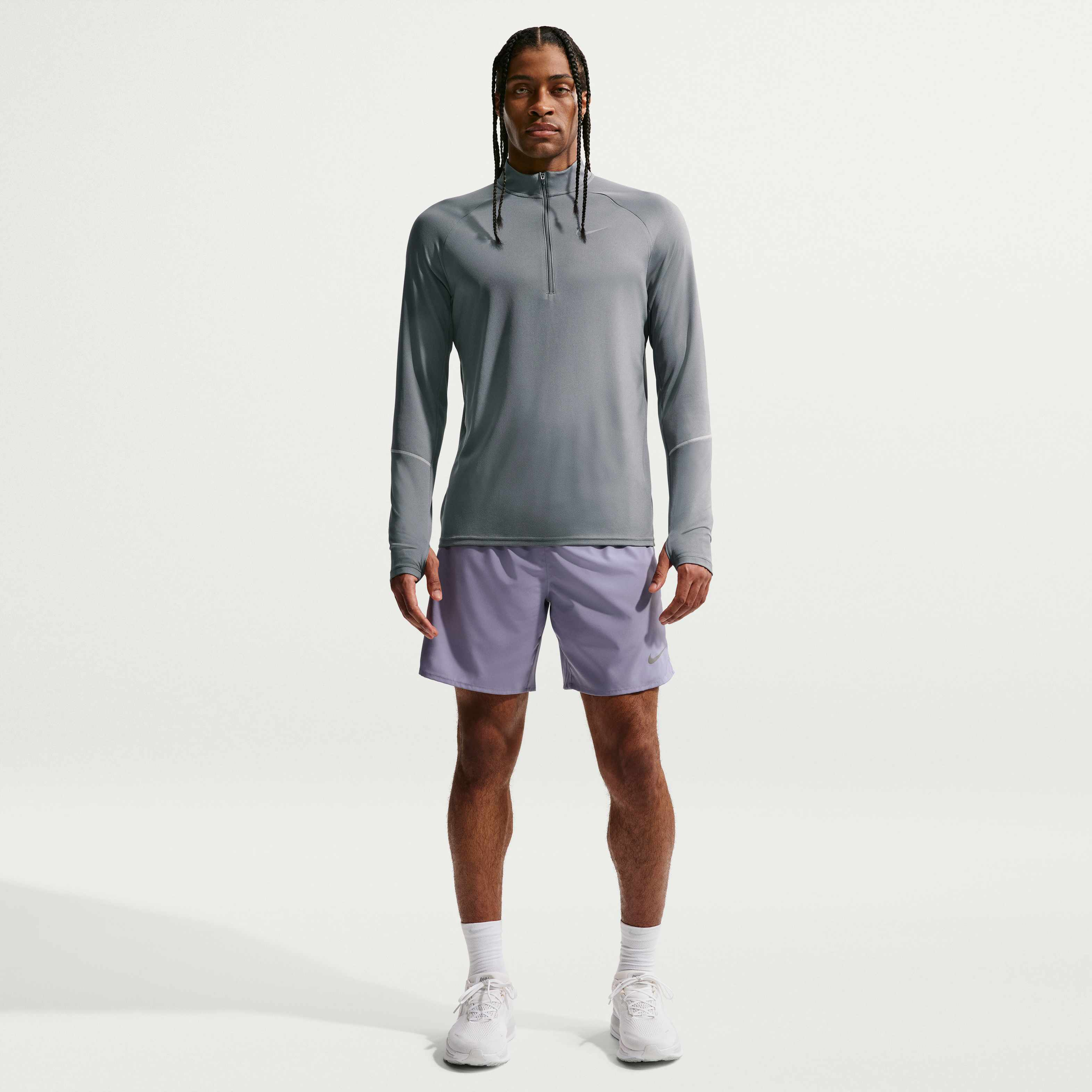 نايكي ميلر image number 3