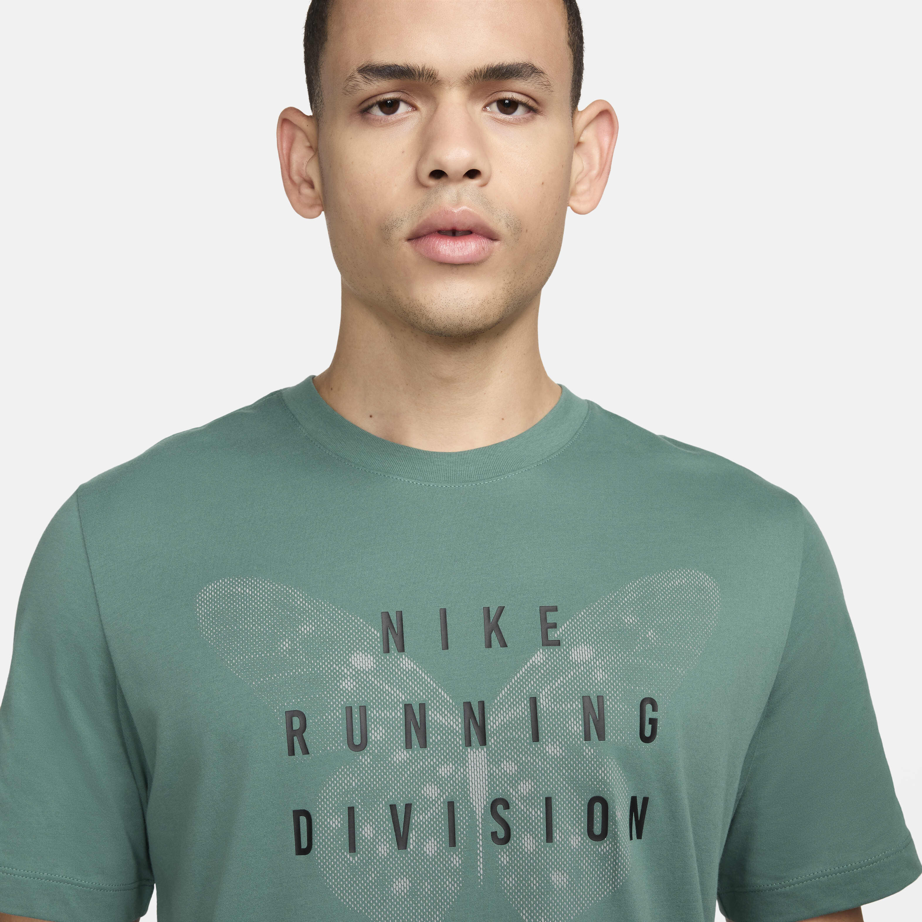 Buy Nike Run Division Men s Dri FIT T Shirt Nike Qatar Official