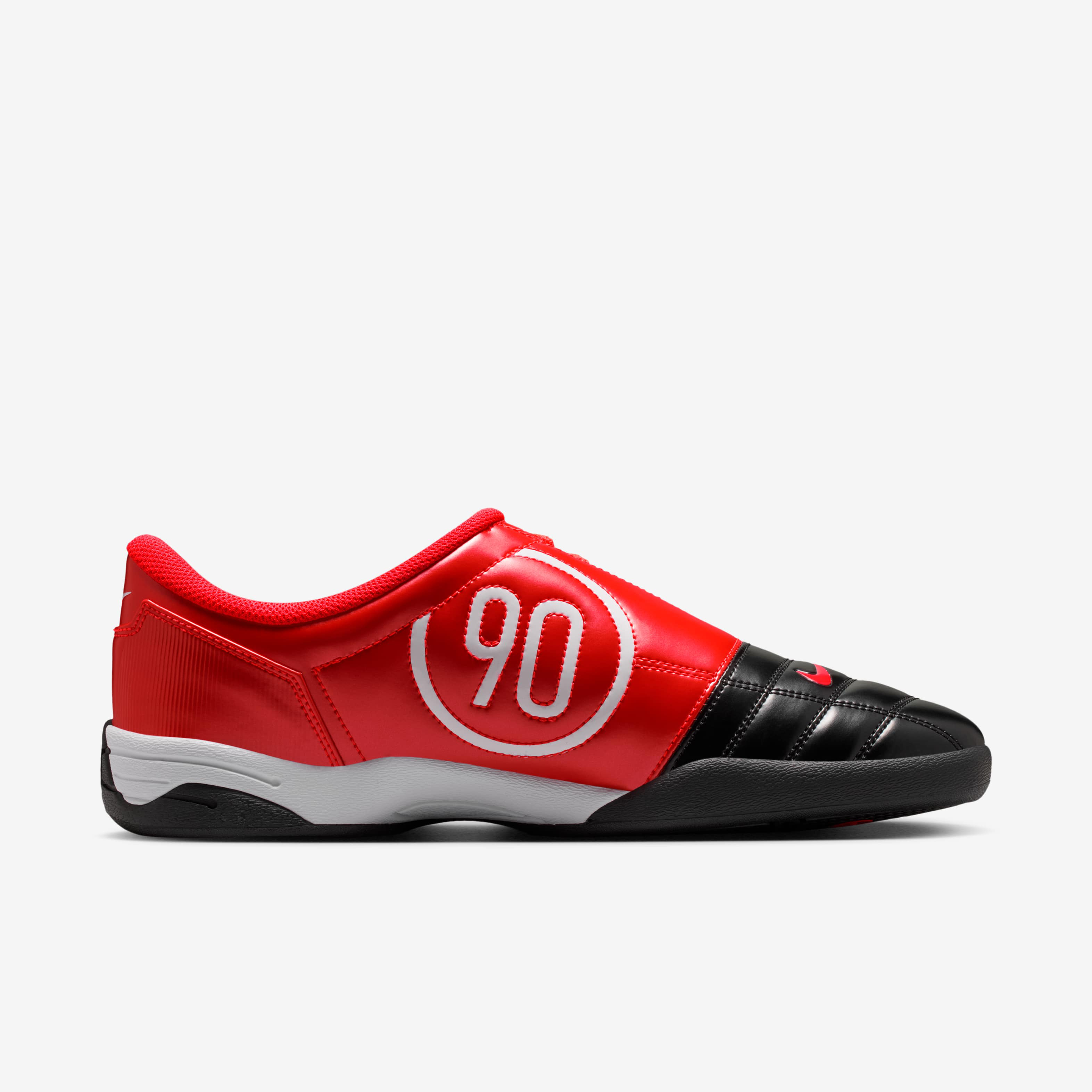 نايكي توتال 90 image number 2