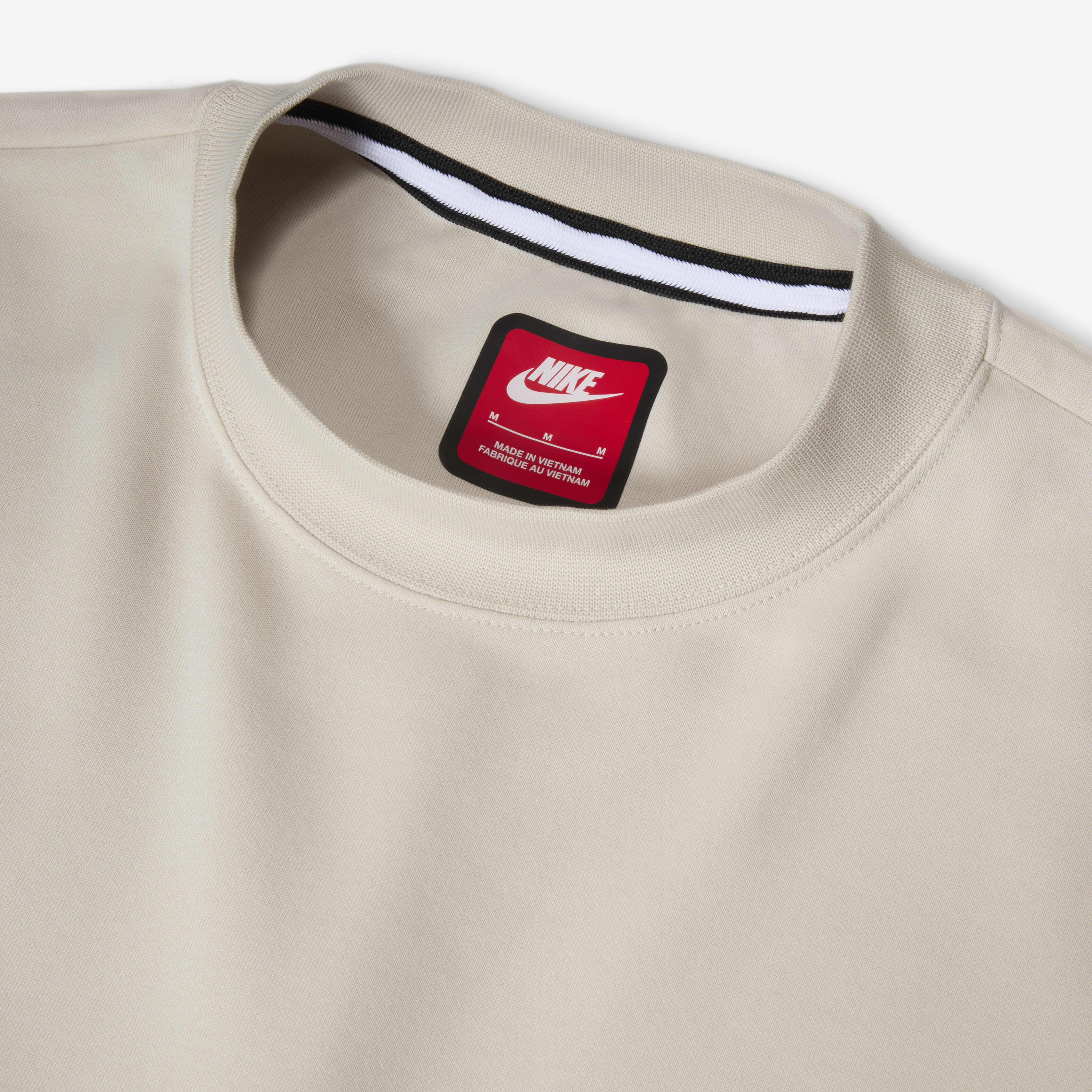 Nike Tech image number 3