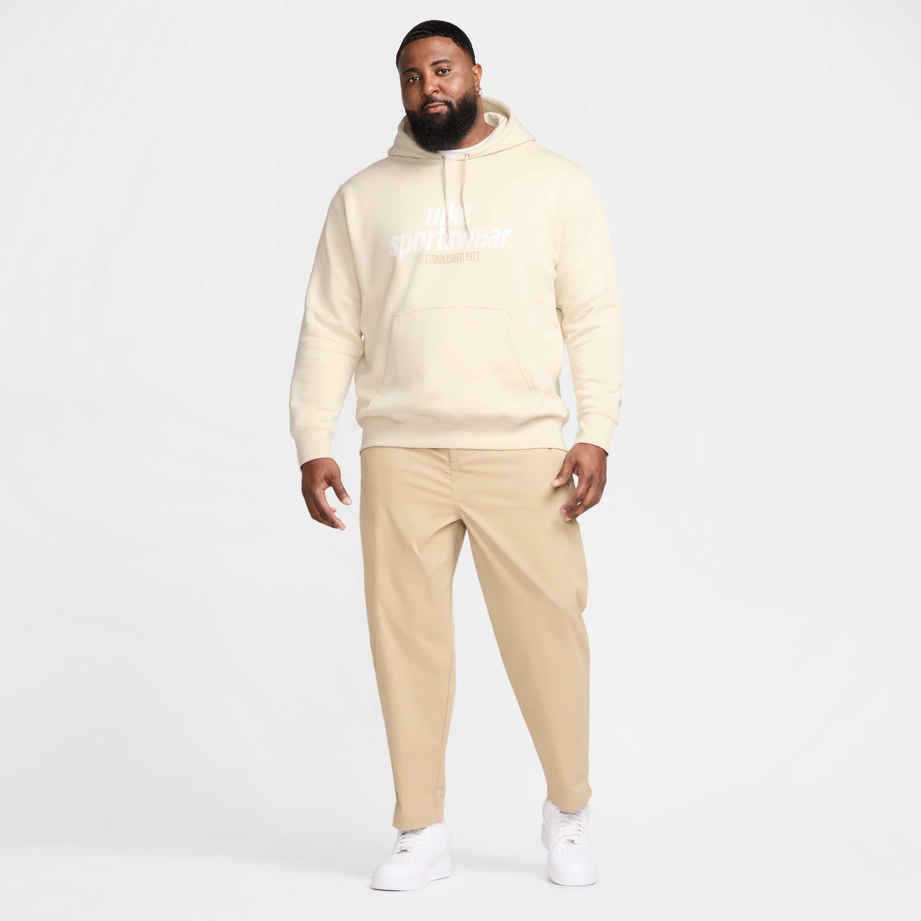 نايكي كلوب image number 13