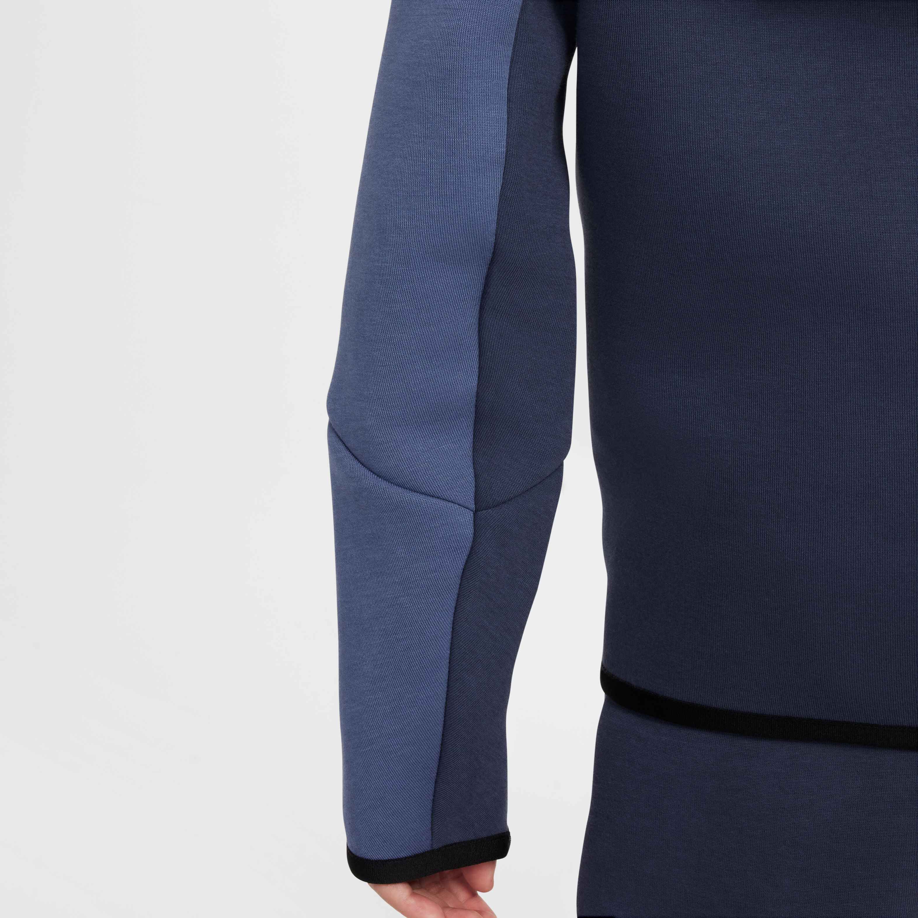 نايكي سبورتسوير تك فليس image number 6