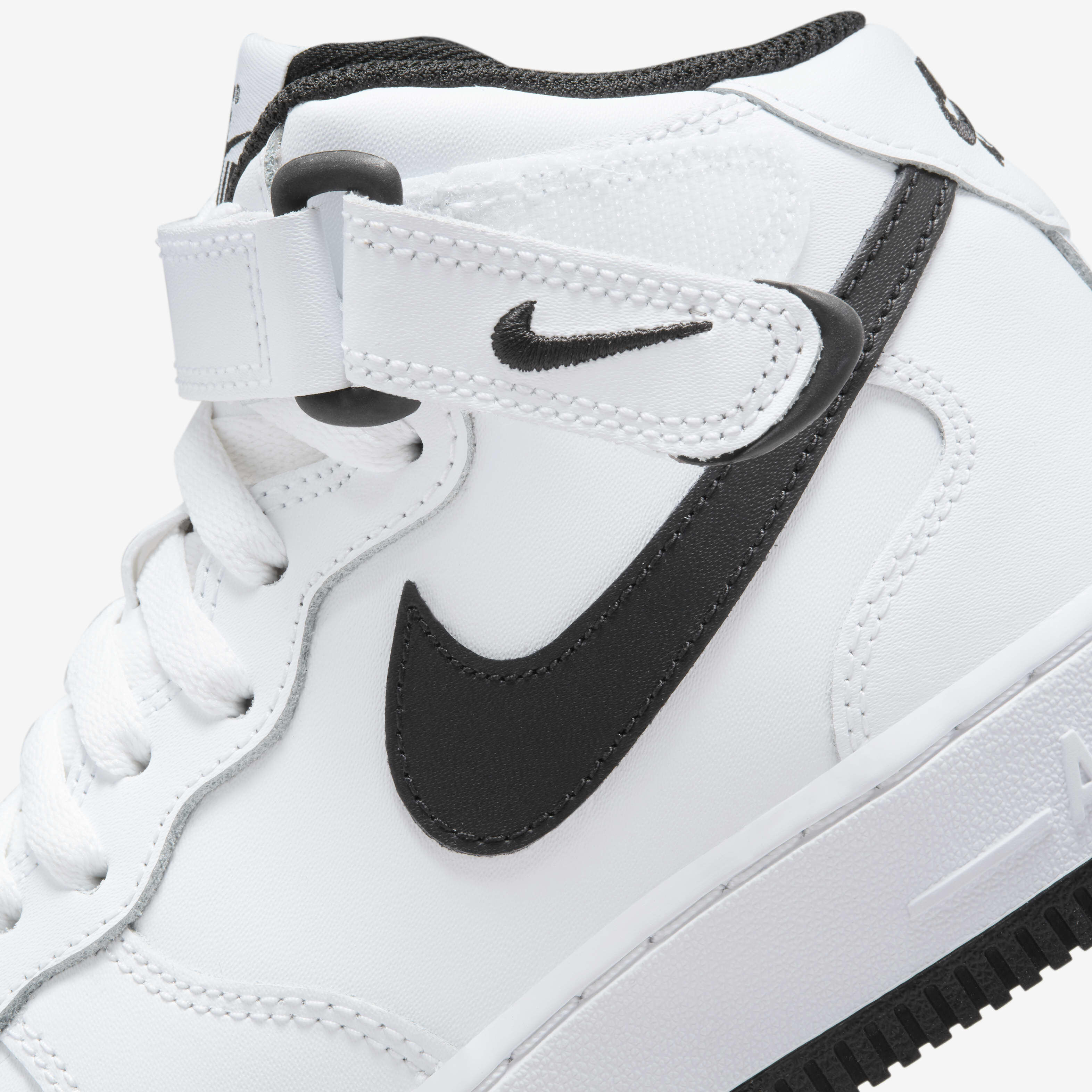 اير فورس 1 ميد LE image number 8