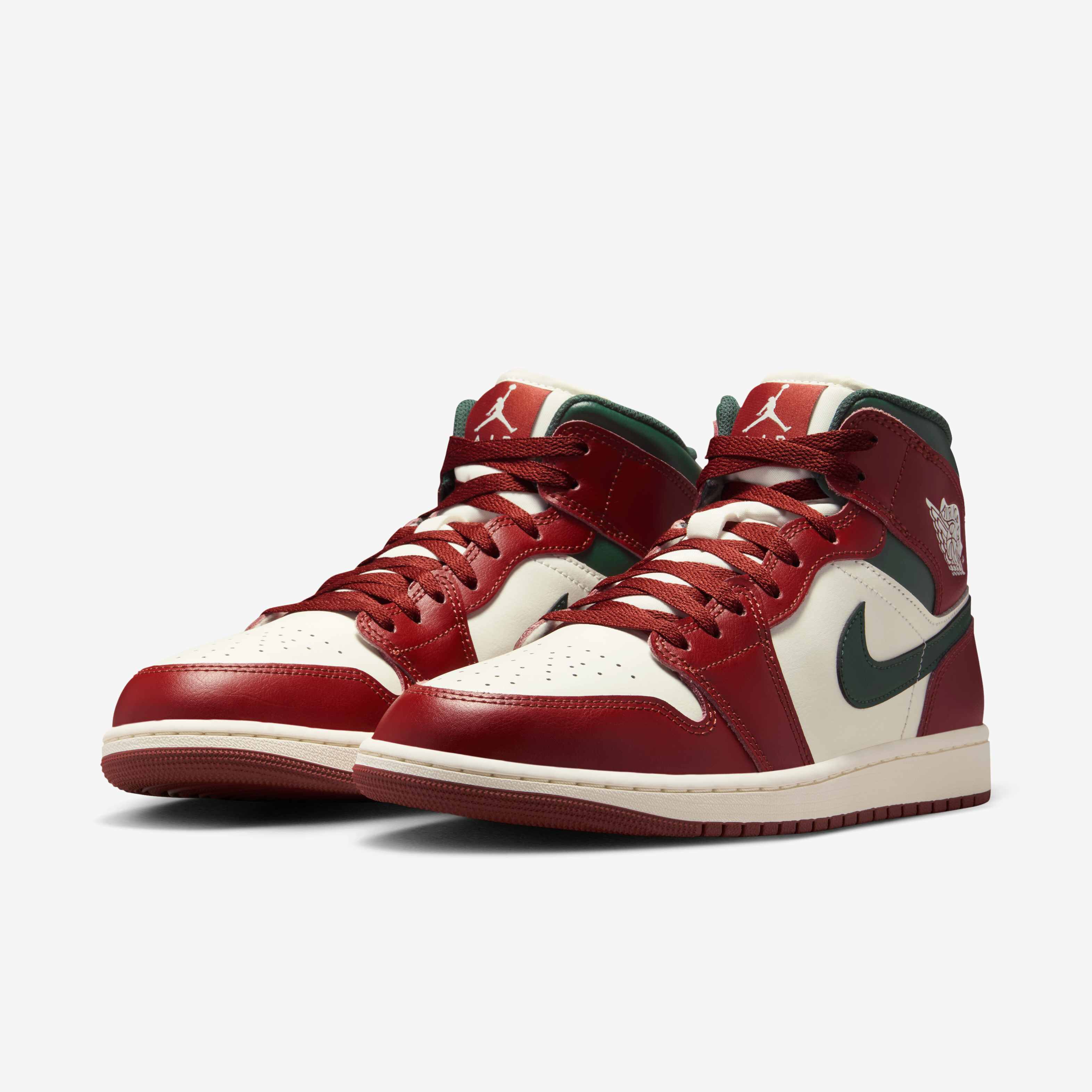 Air Jordan 1 Mid image number 4