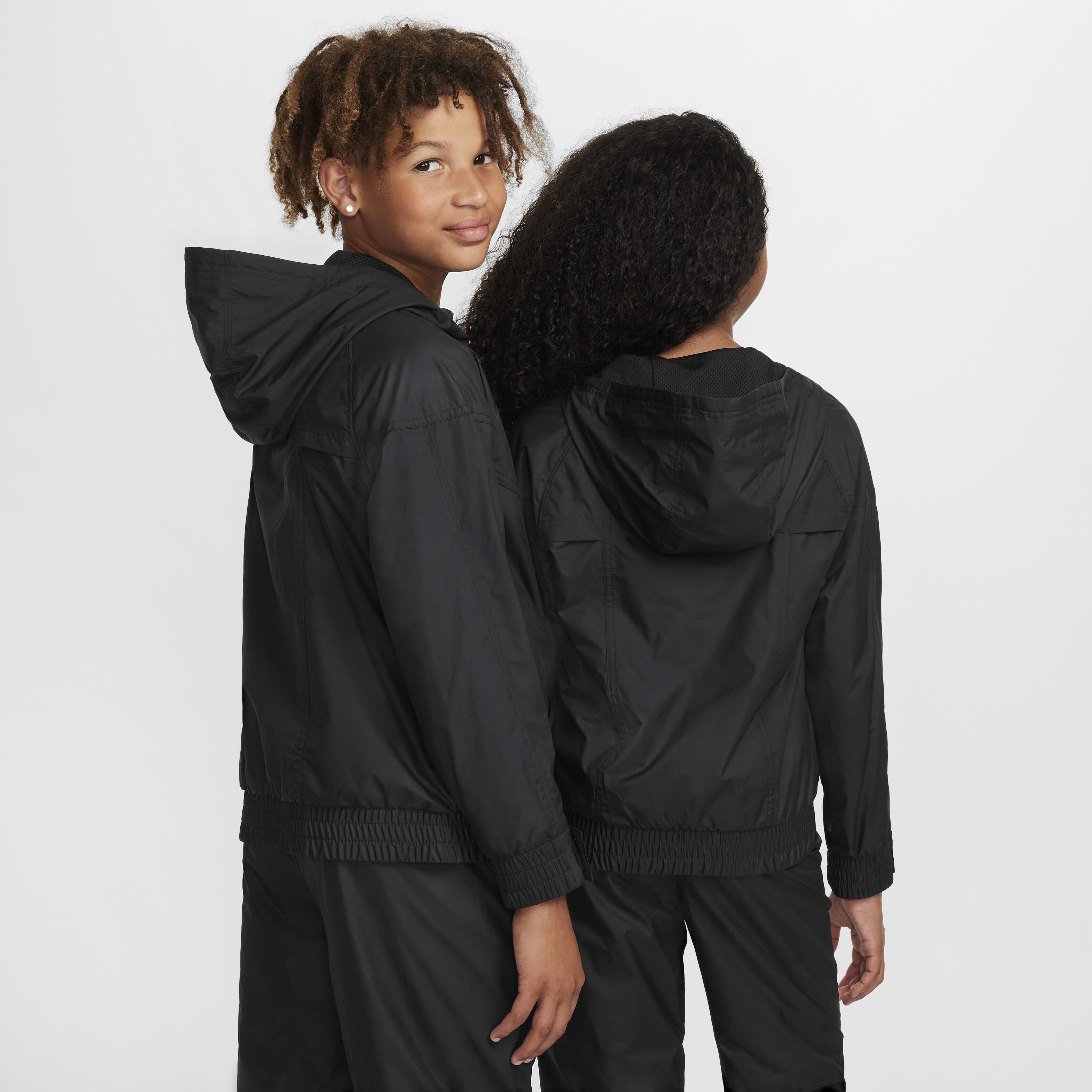 ウォーキング・ランニングウェア NIKE ripstop nylon short length jacket Buy Nike Sportswear Windrunner EasyOn Older Kids' Repel
