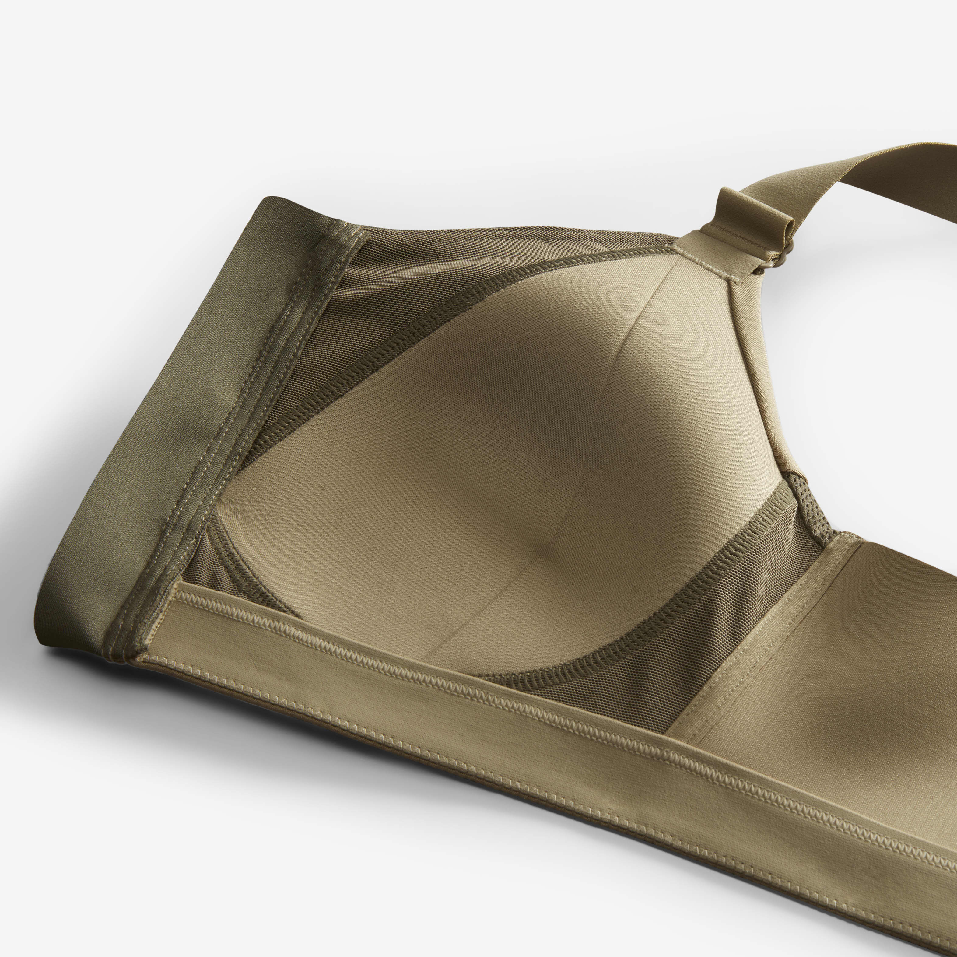 نايكي الفا image number 3