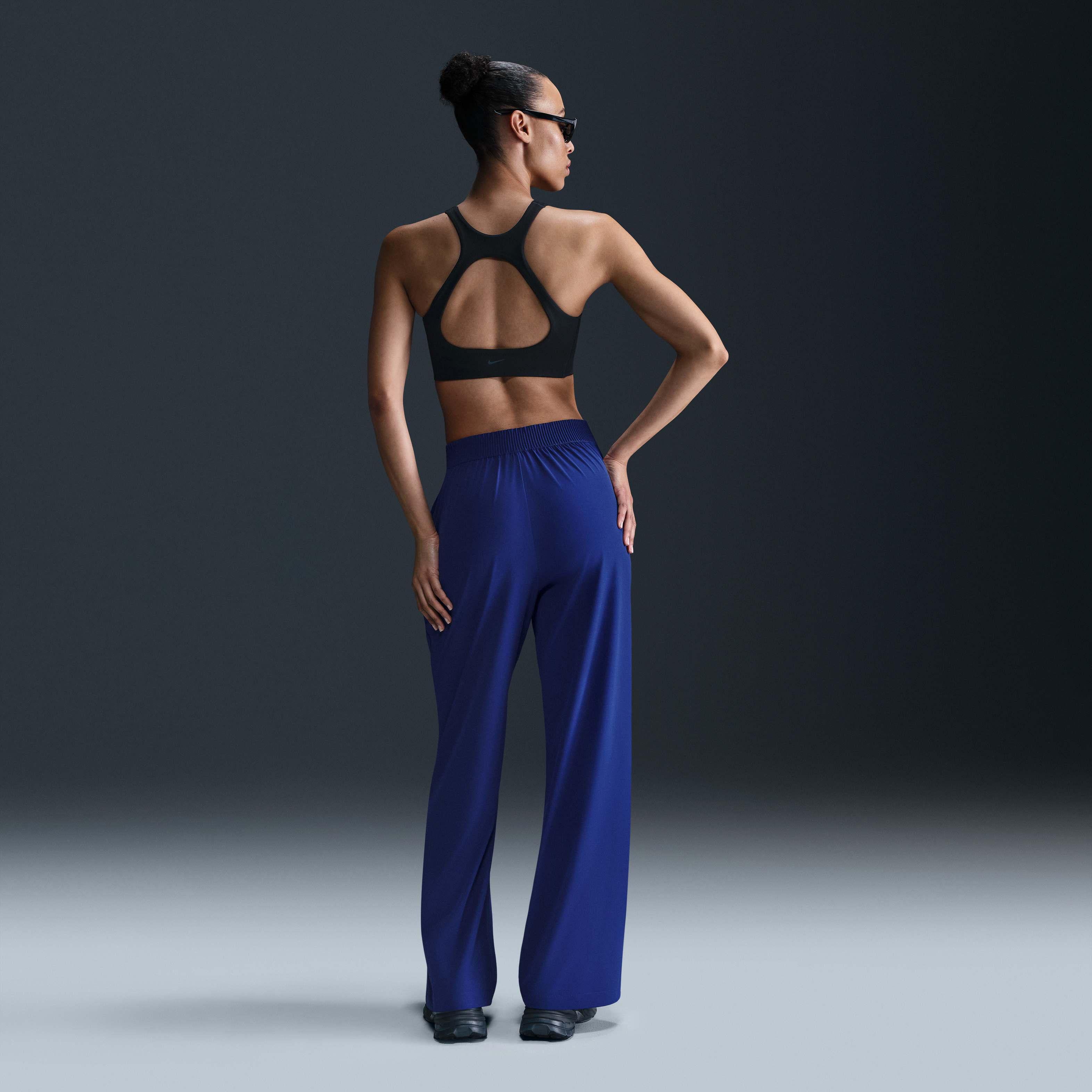 Nike 24.7 PerfectStretch image number 3