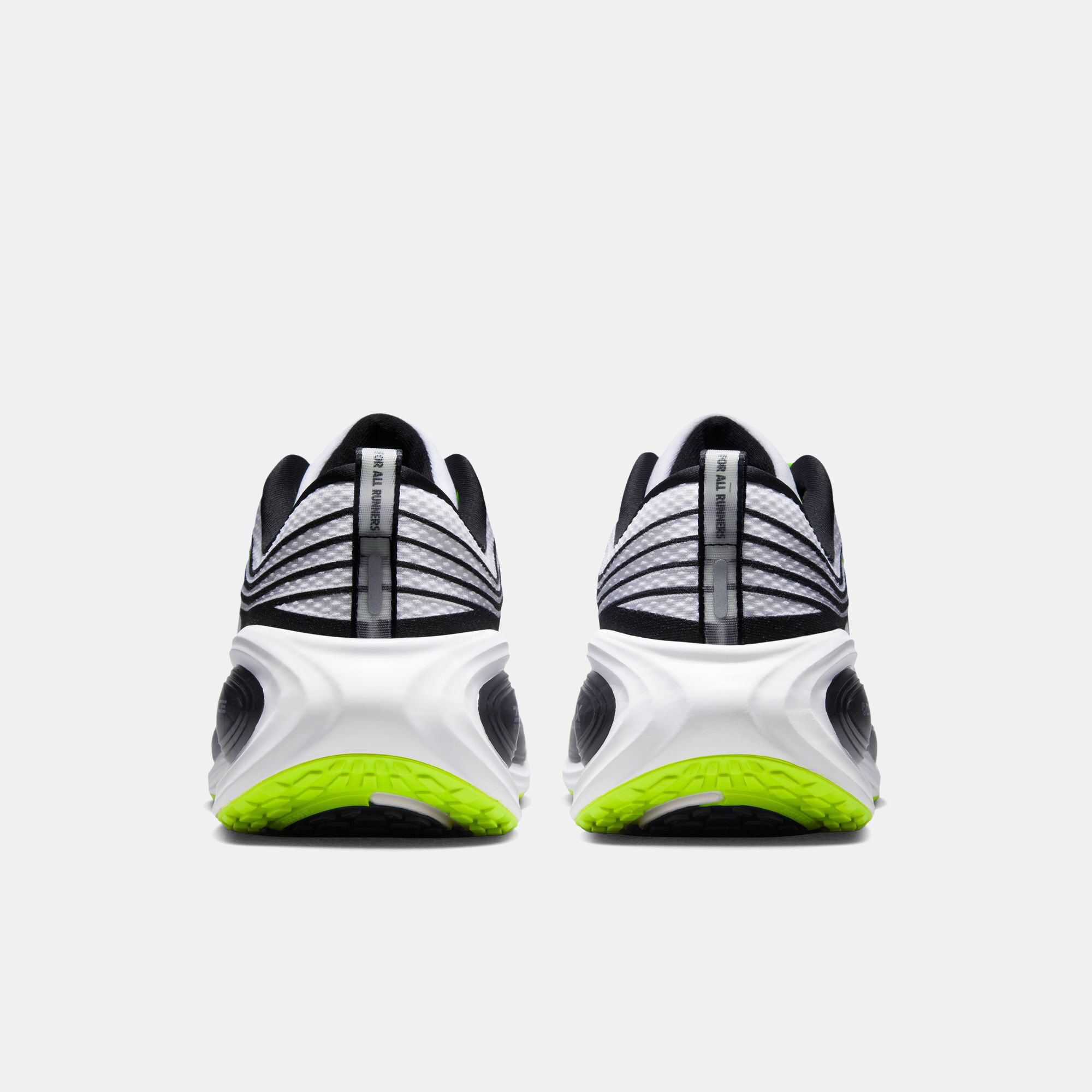 Nike Vomero Plus x Distance image number 1