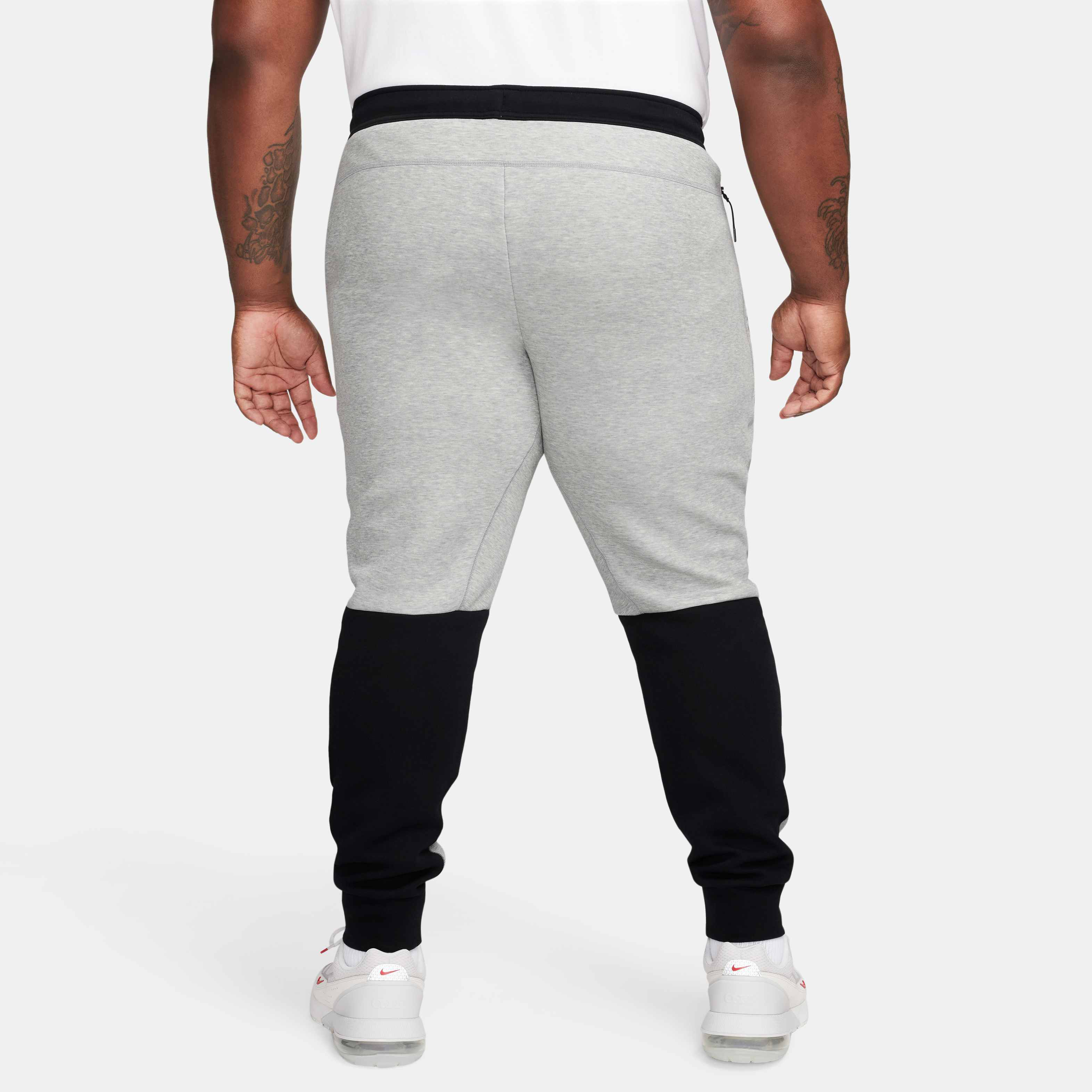 Nike Sportswear Tech Fleece image number 11