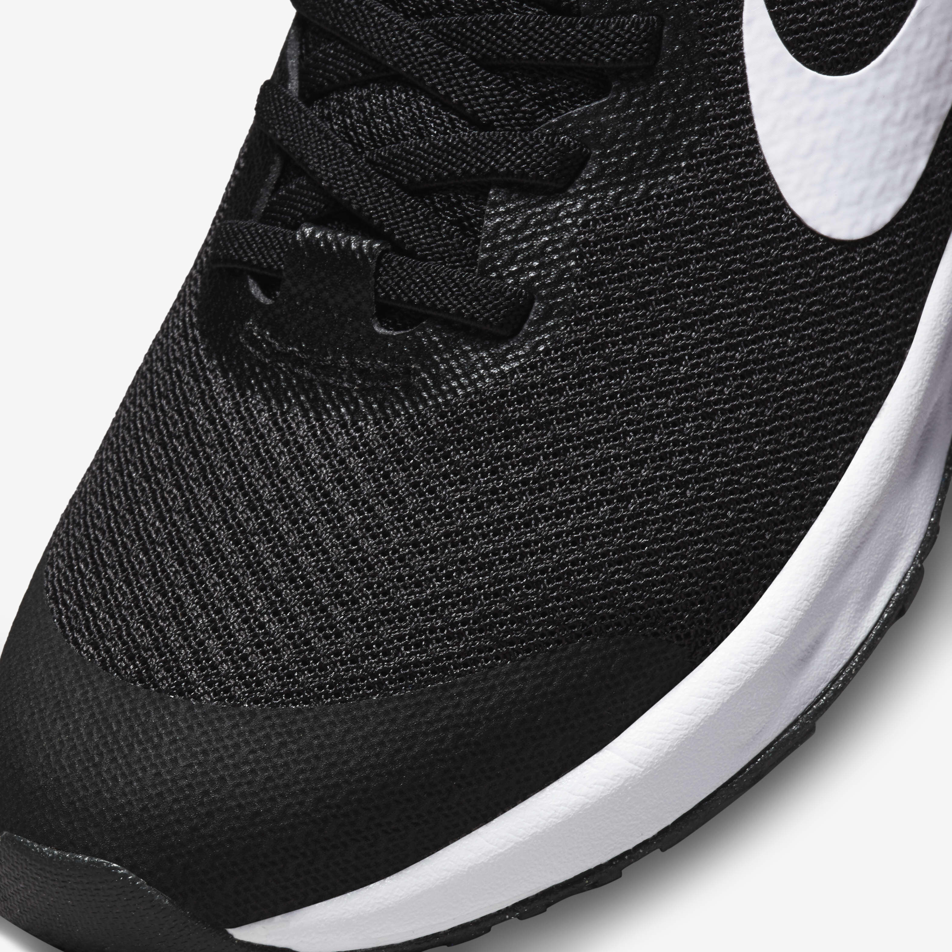 Nike downshifter 8 vs revolution 4 cheap