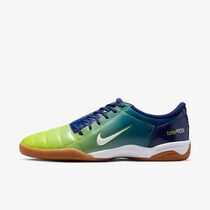 Nike Total 90