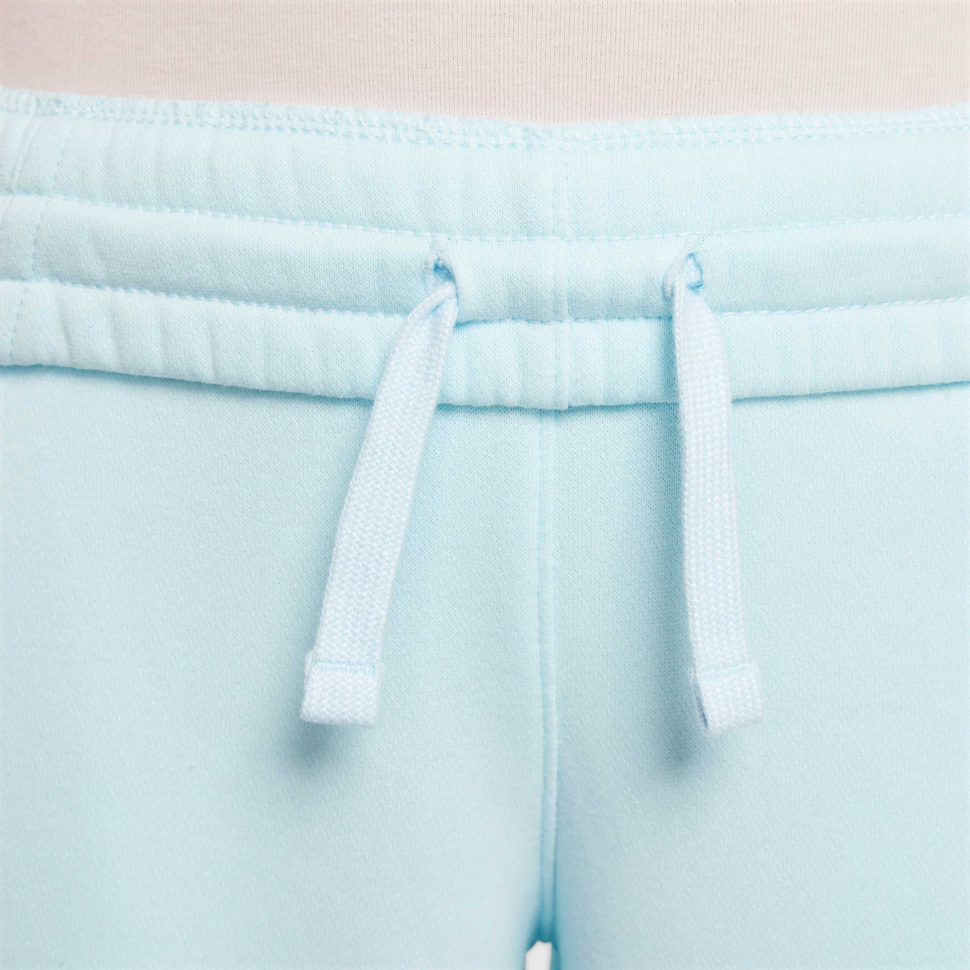 نايكي سبورتسوير image number 3