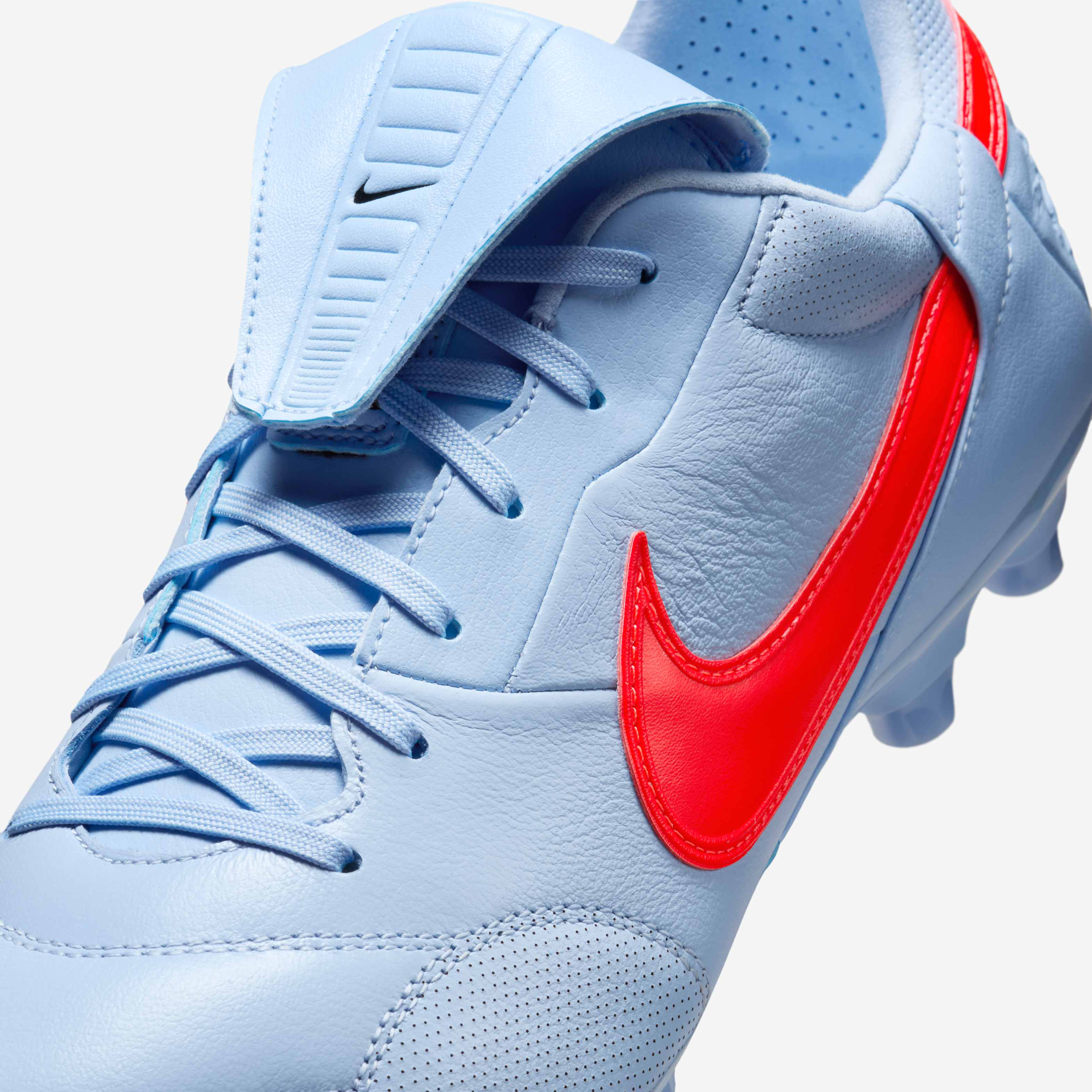 Nike Premier 3 image number 7