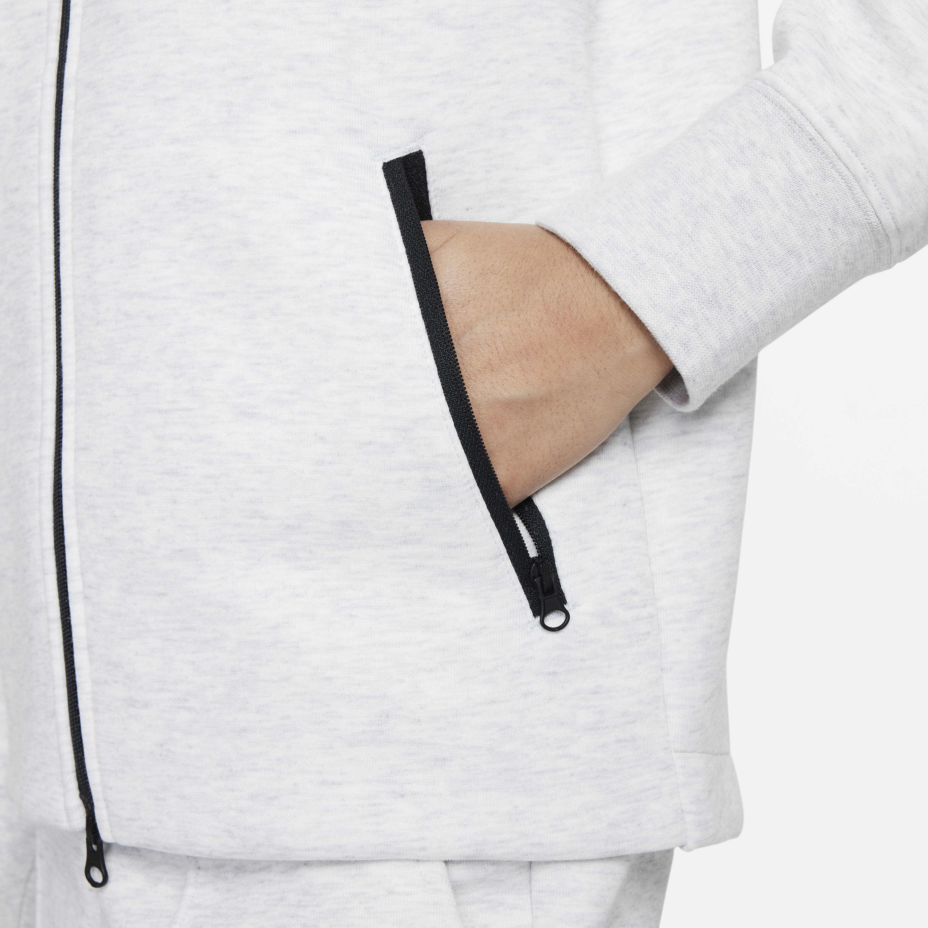 Nike Sportswear Tech Fleece image number 4
