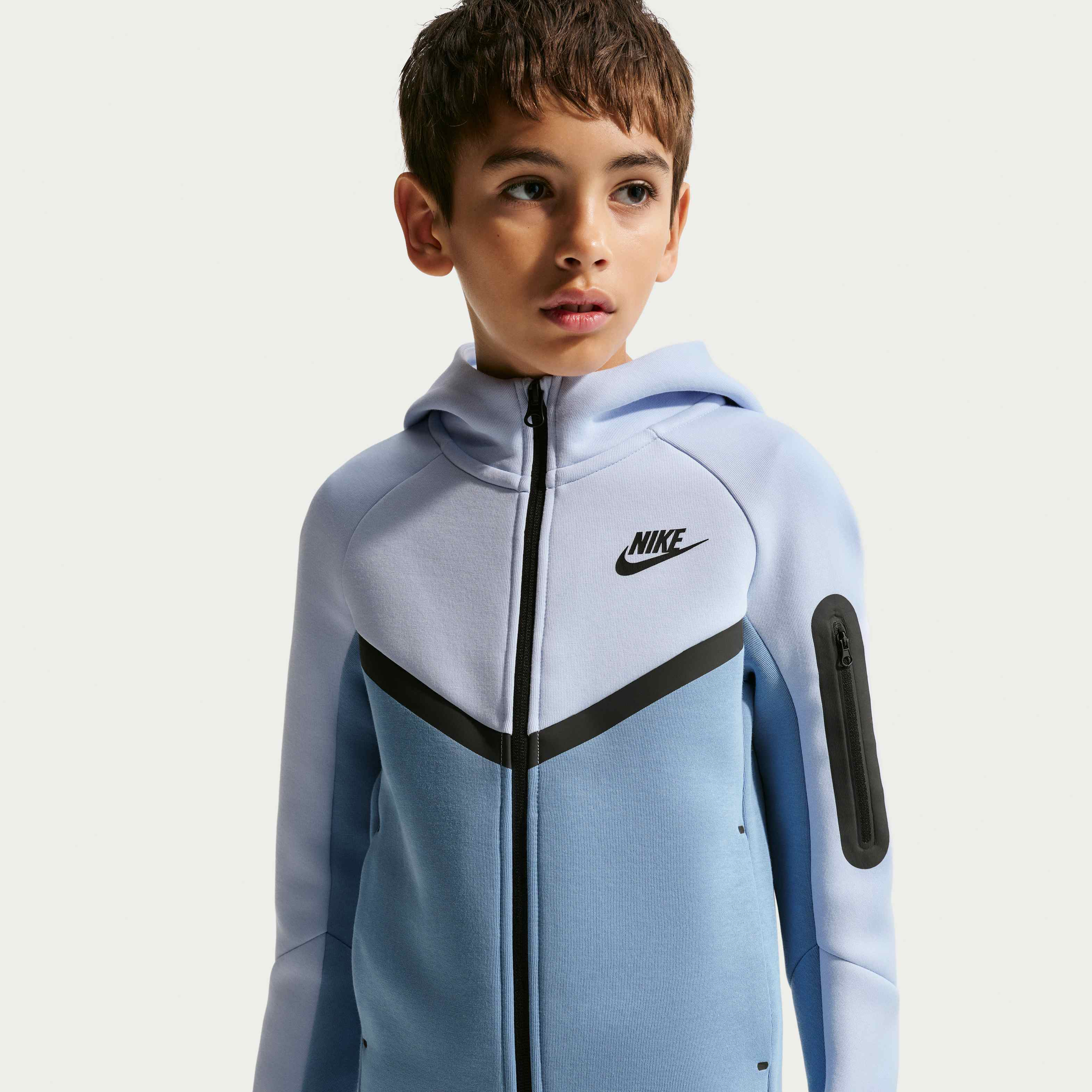 نايكي سبورتسوير تك فليس image number 0