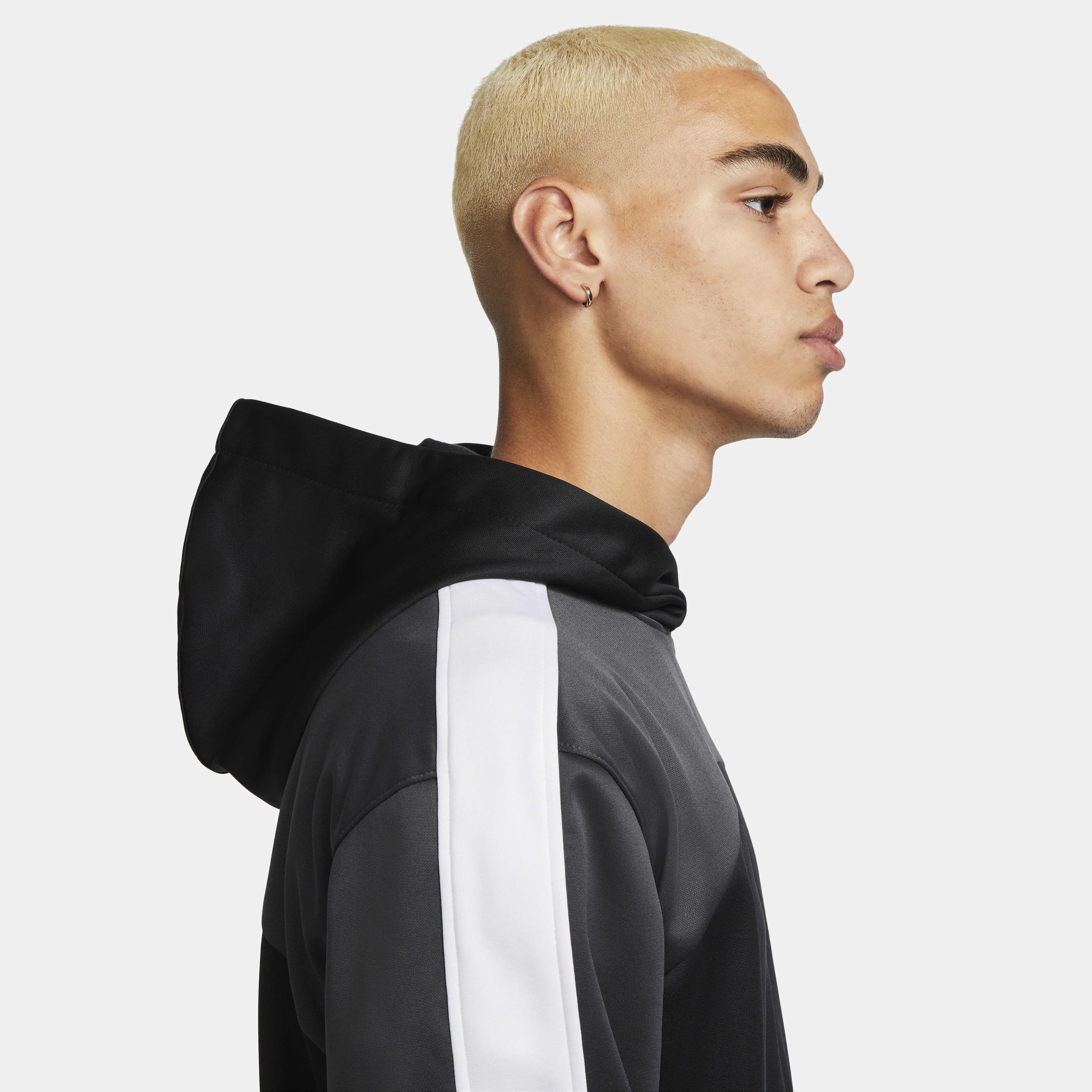 Buy Nike Starting 5 Men s Therma FIT Basketball Hoodie Nike Qatar Official