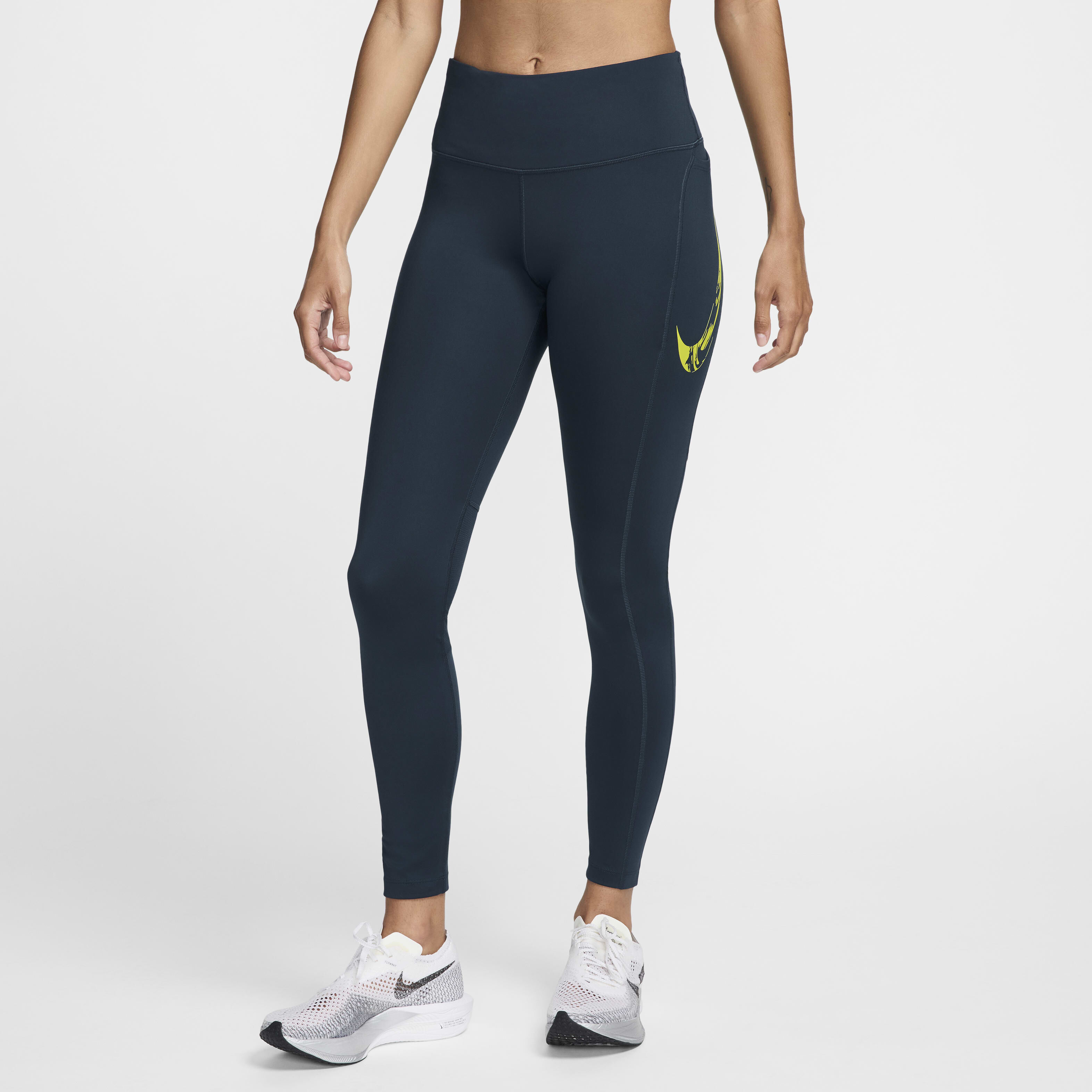Nike Fast image number 0