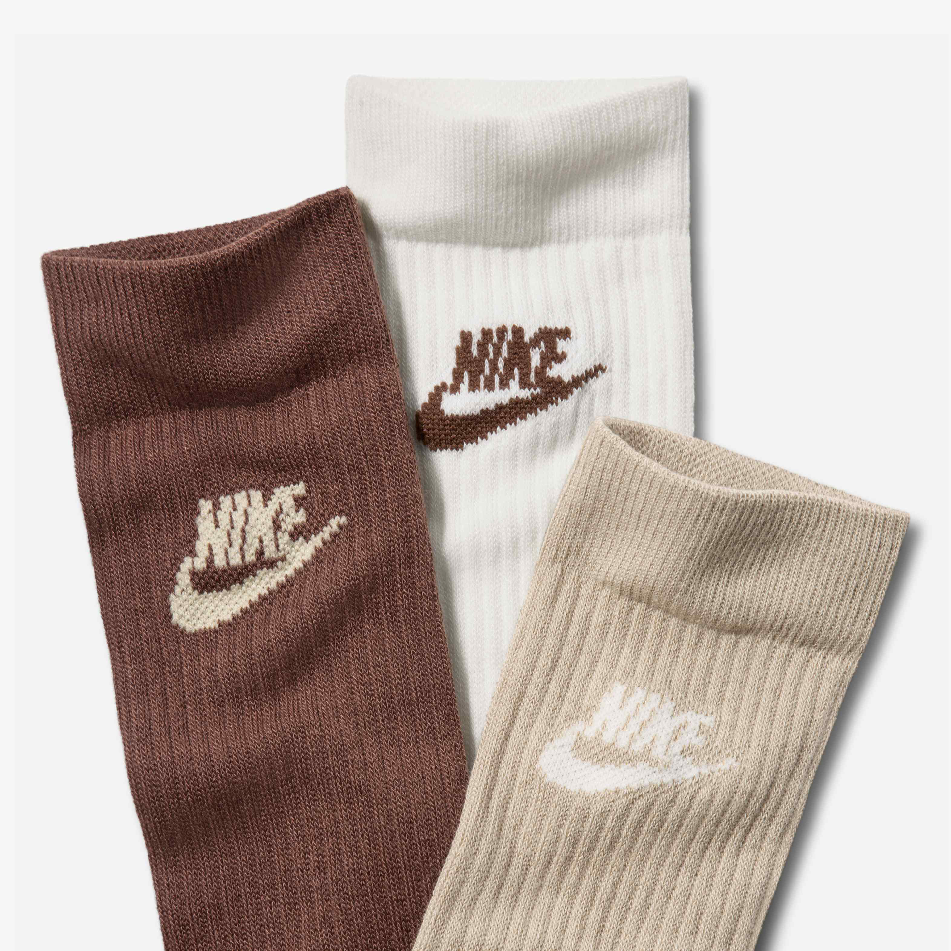 Nike Sportswear Everyday Essential image number 1
