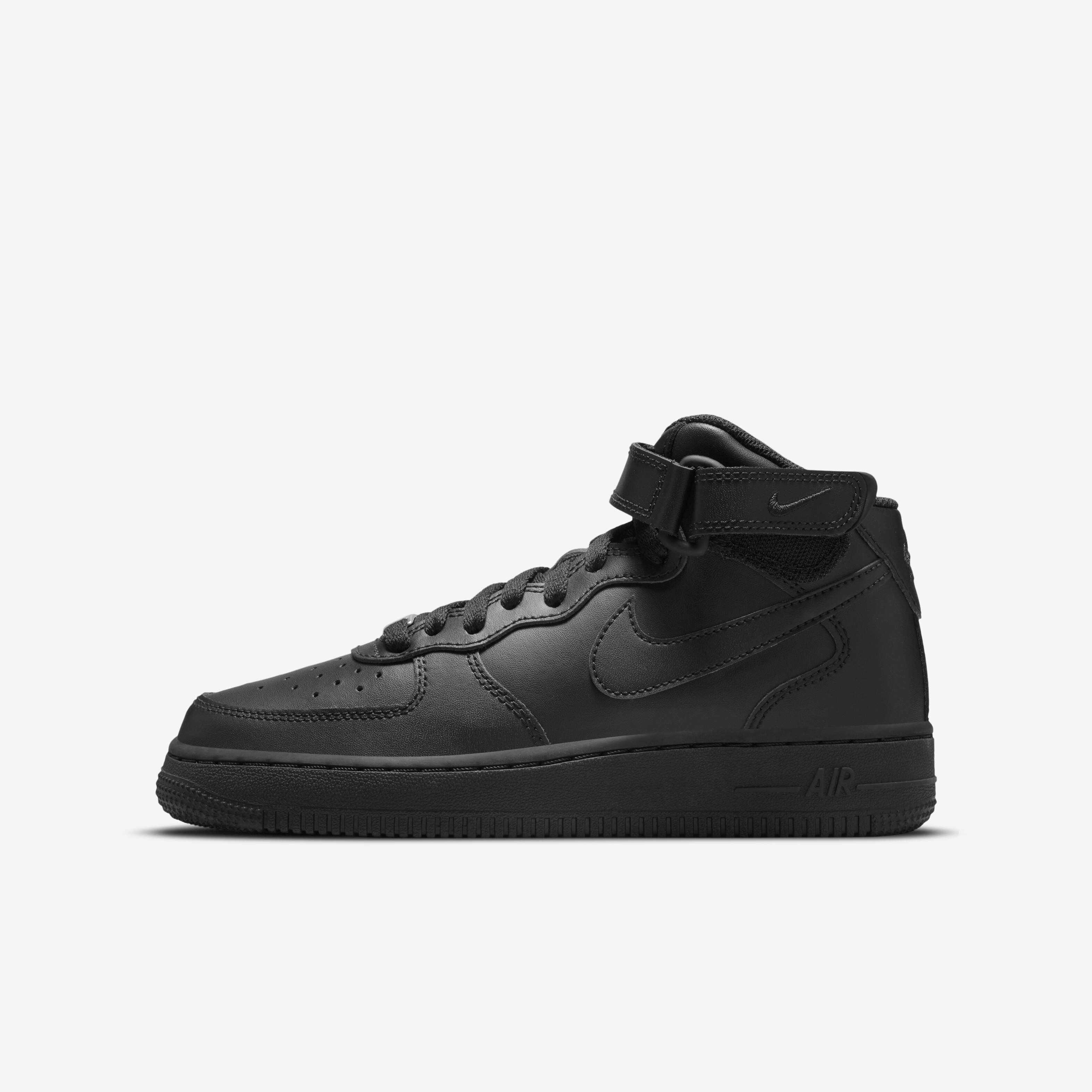 Nike Air Force 1 Mid LE image number 0