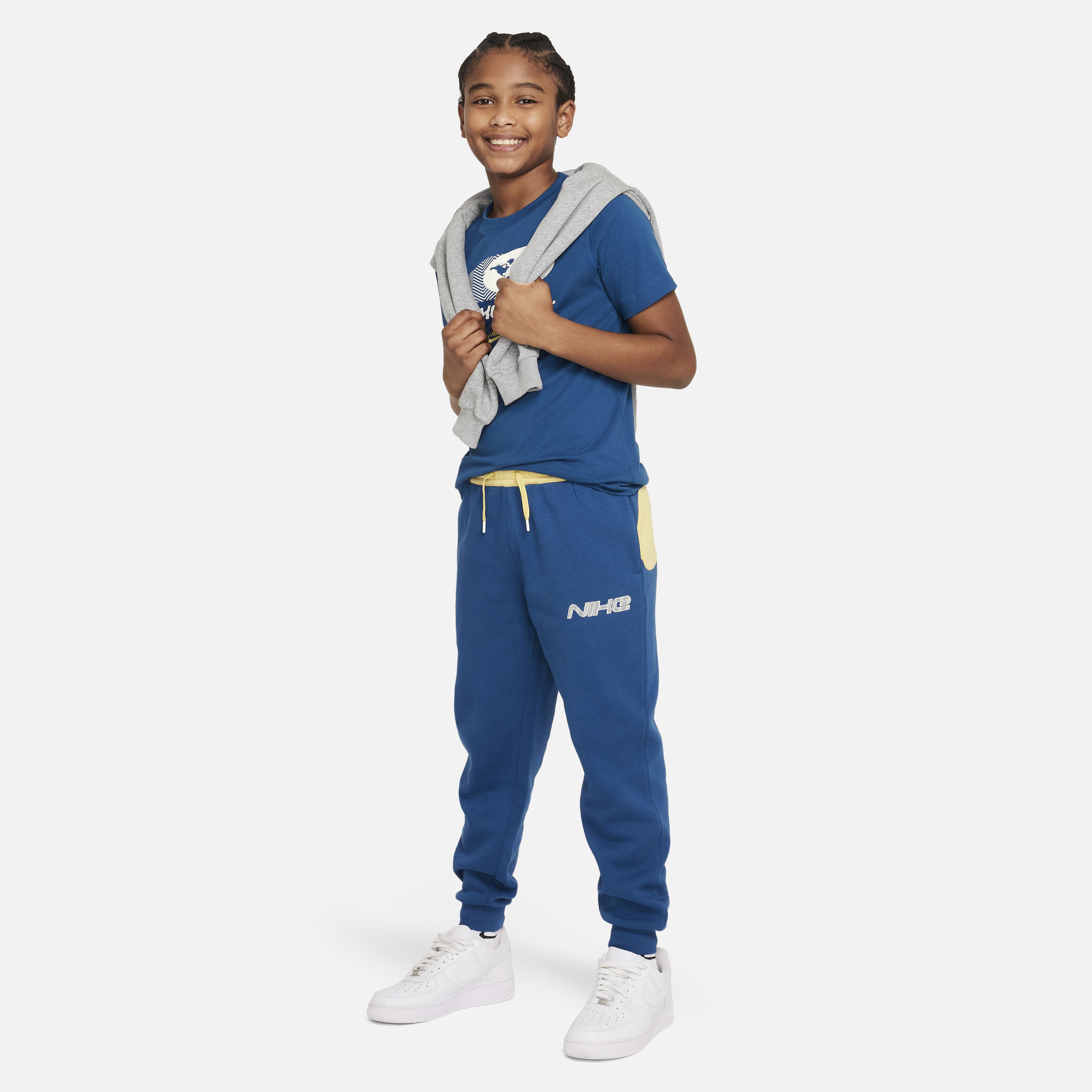 نايكي سبورتسوير امبليفاي image number 5