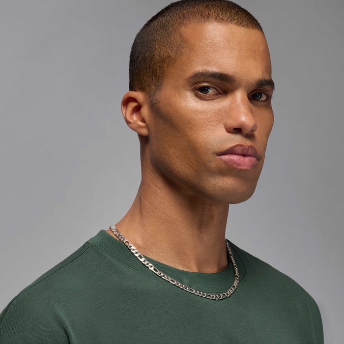 Jordan Flight Essentials image number 2 Jordan Flight Essentials image number 2