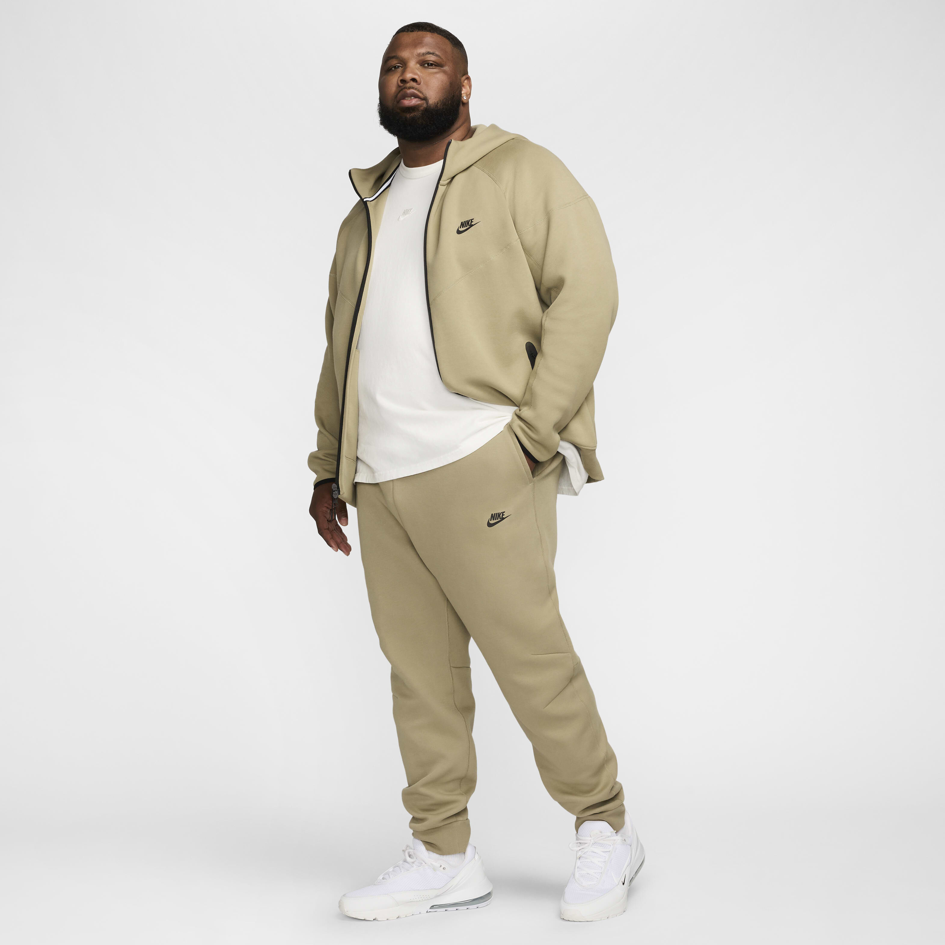 New nike tech 2018 top