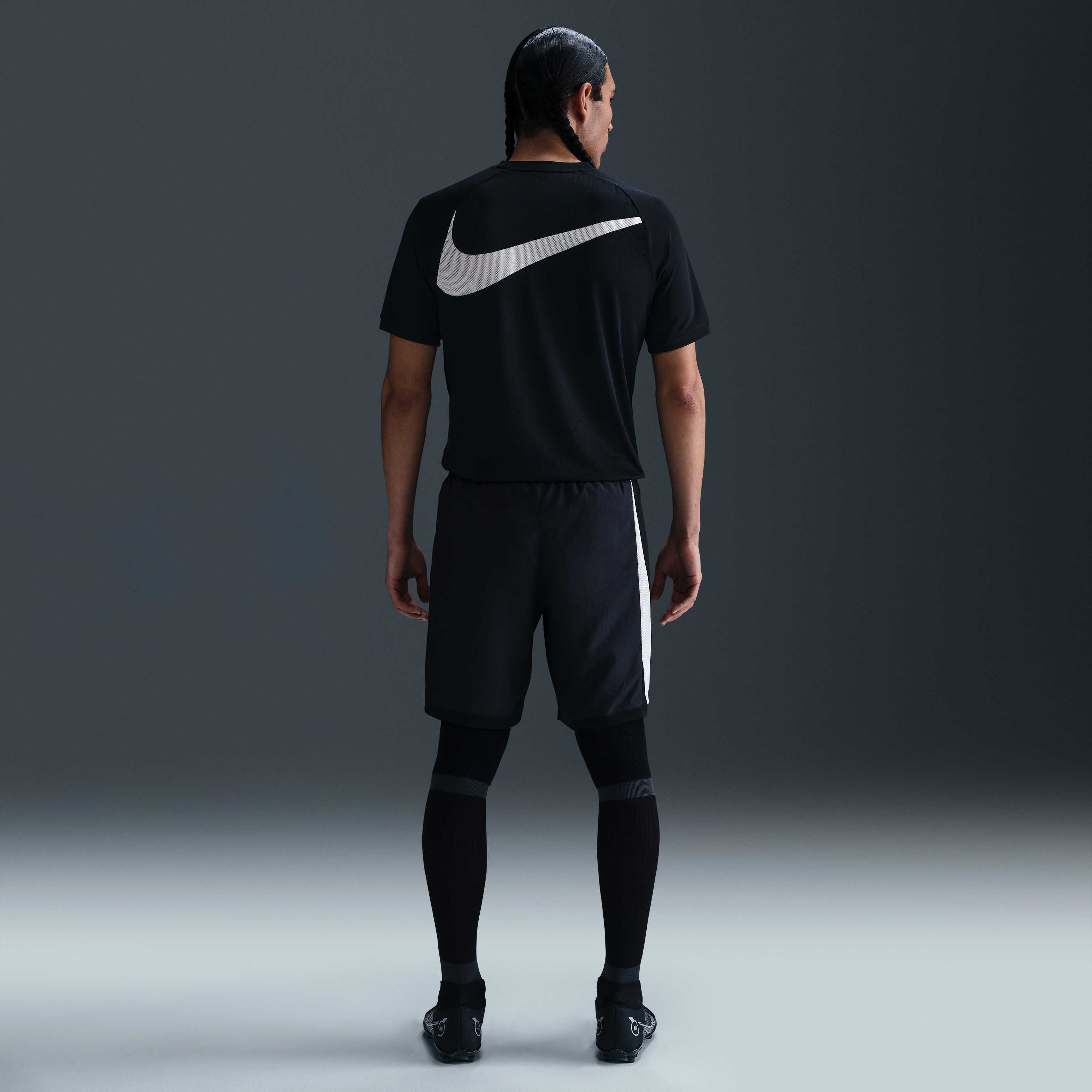 Nike Academy image number 3