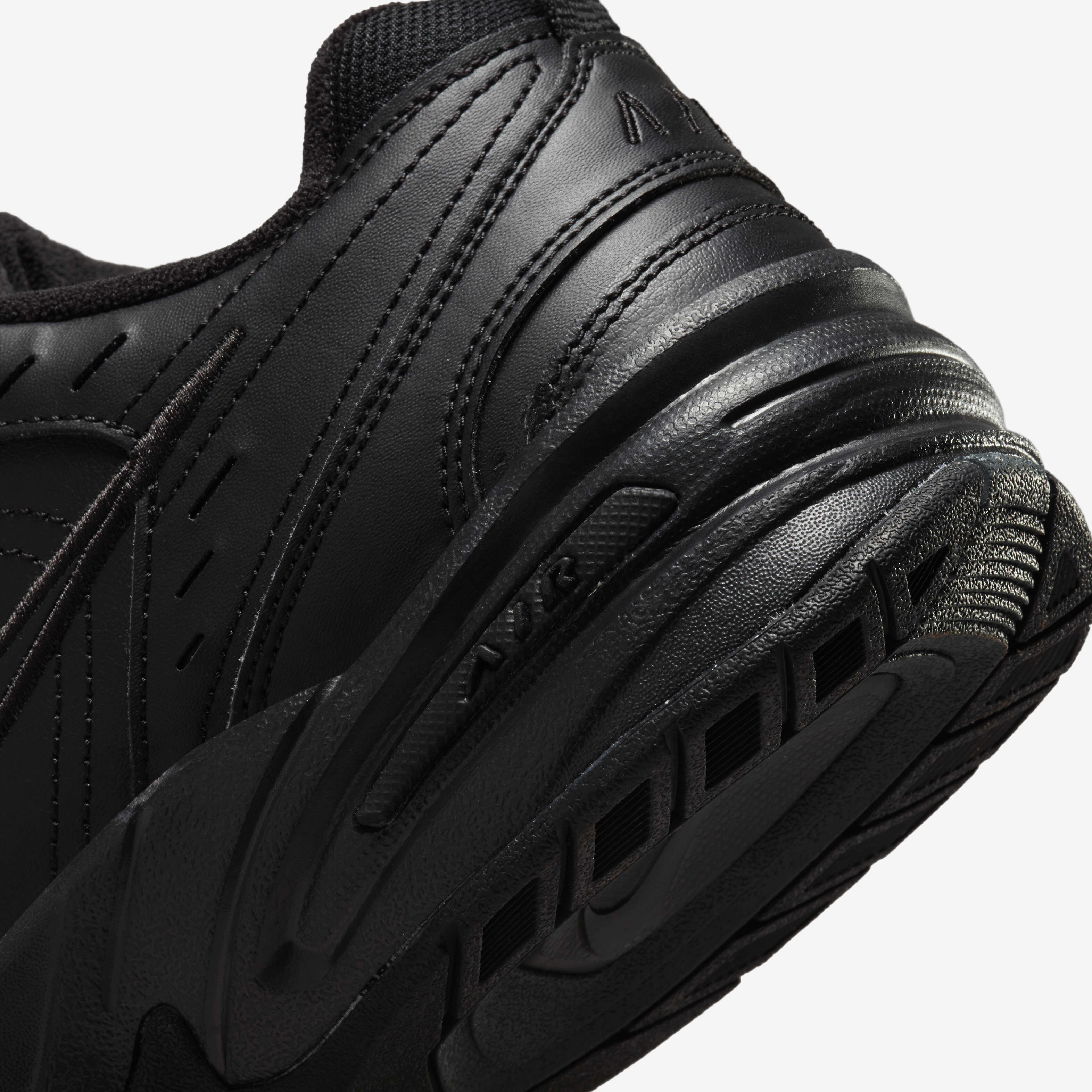 اير مونارك IV image number 7