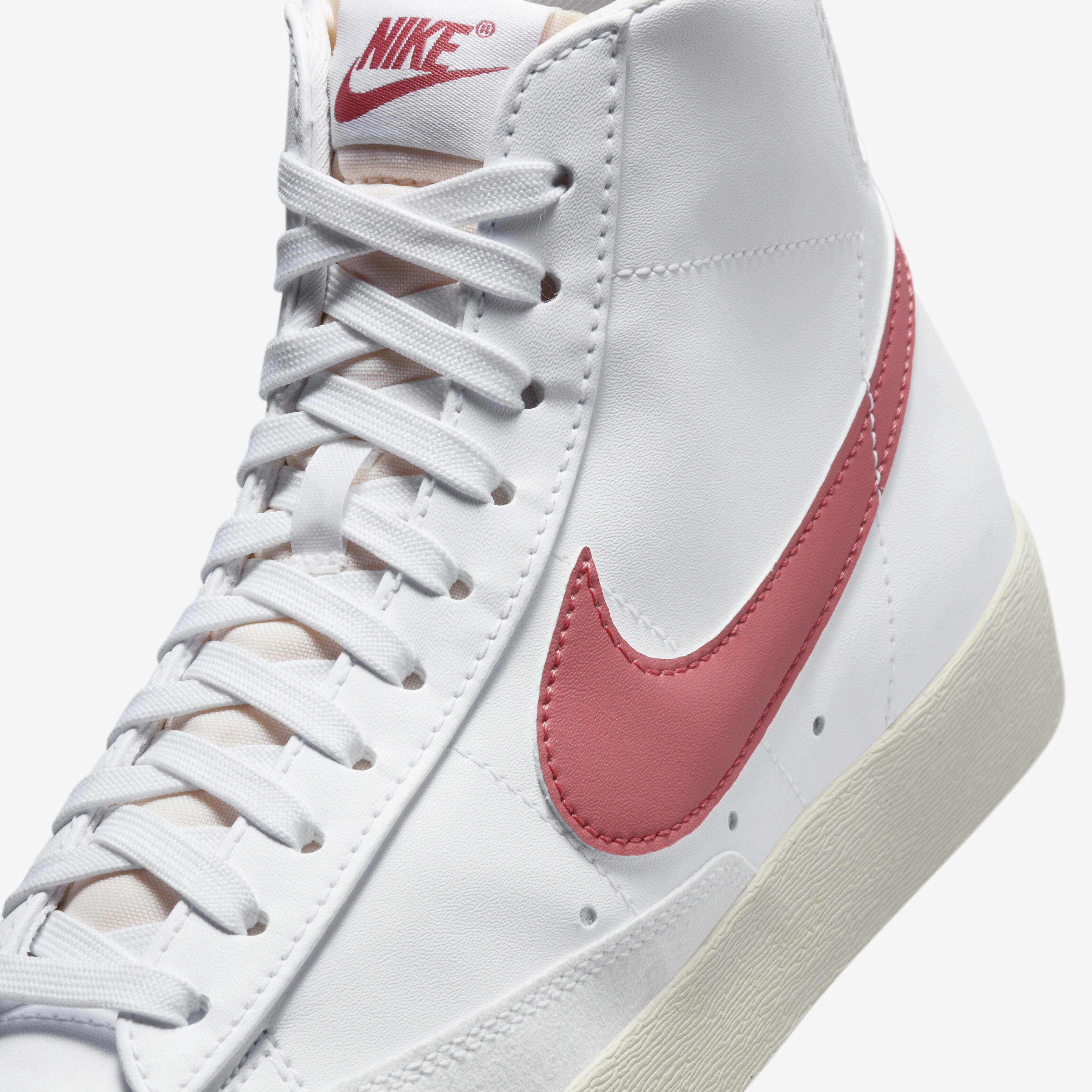 Nike Blazer Mid '77 image number 7