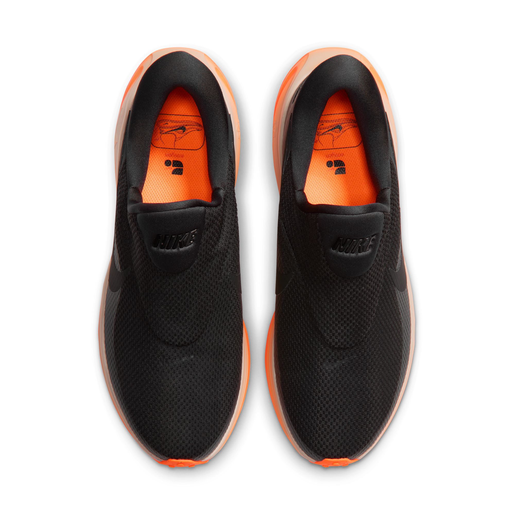 Nike Revolution 8 EasyOn image number 3