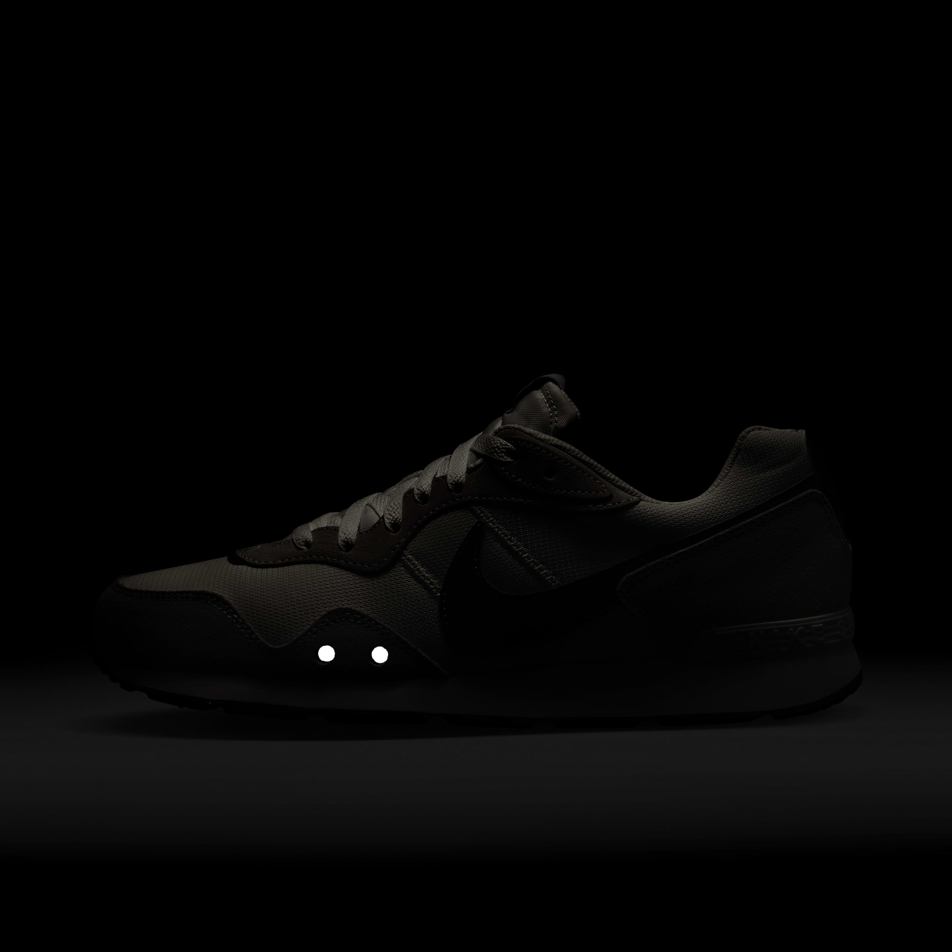 نايكي فينشر رانر image number 10