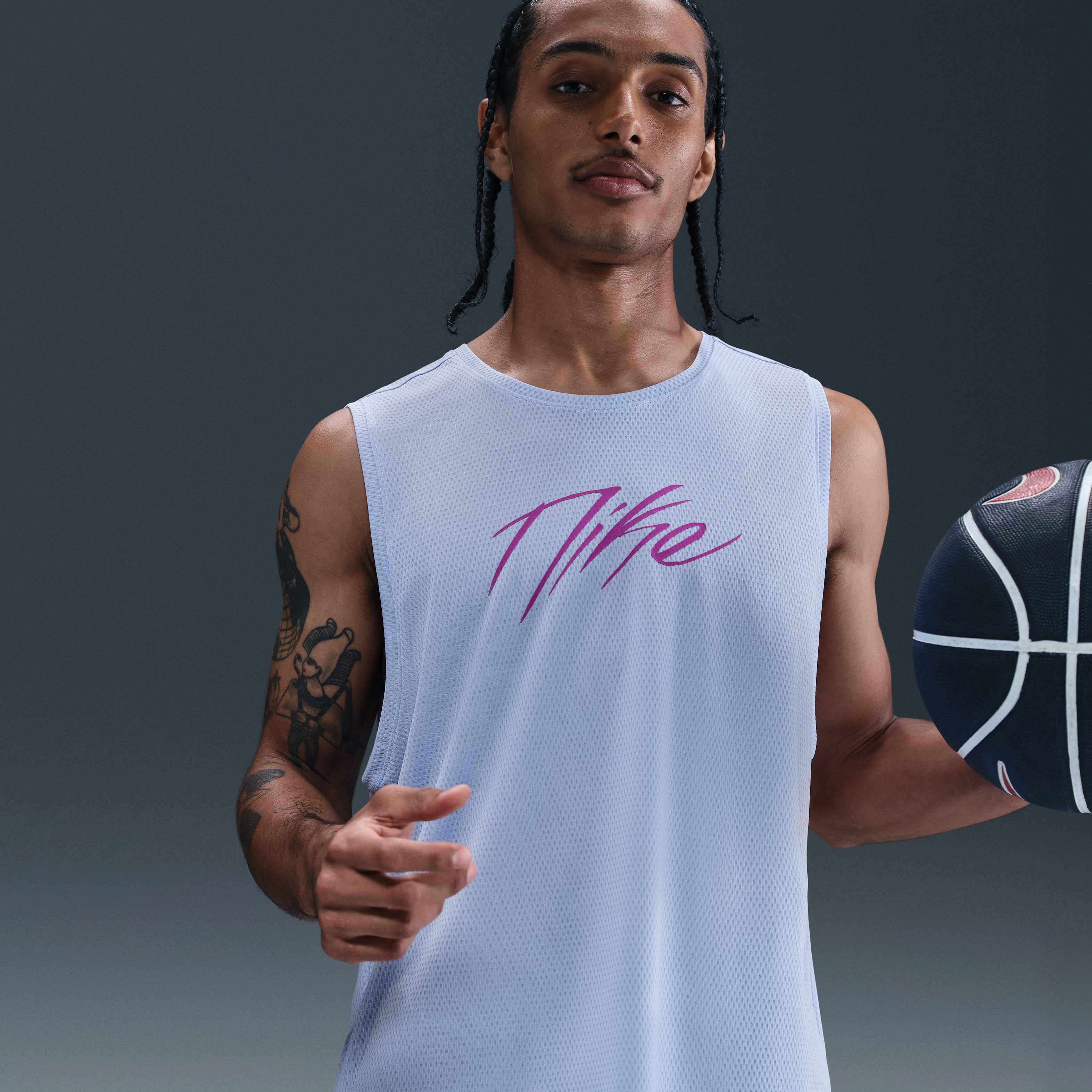 Nike Icon image number 0