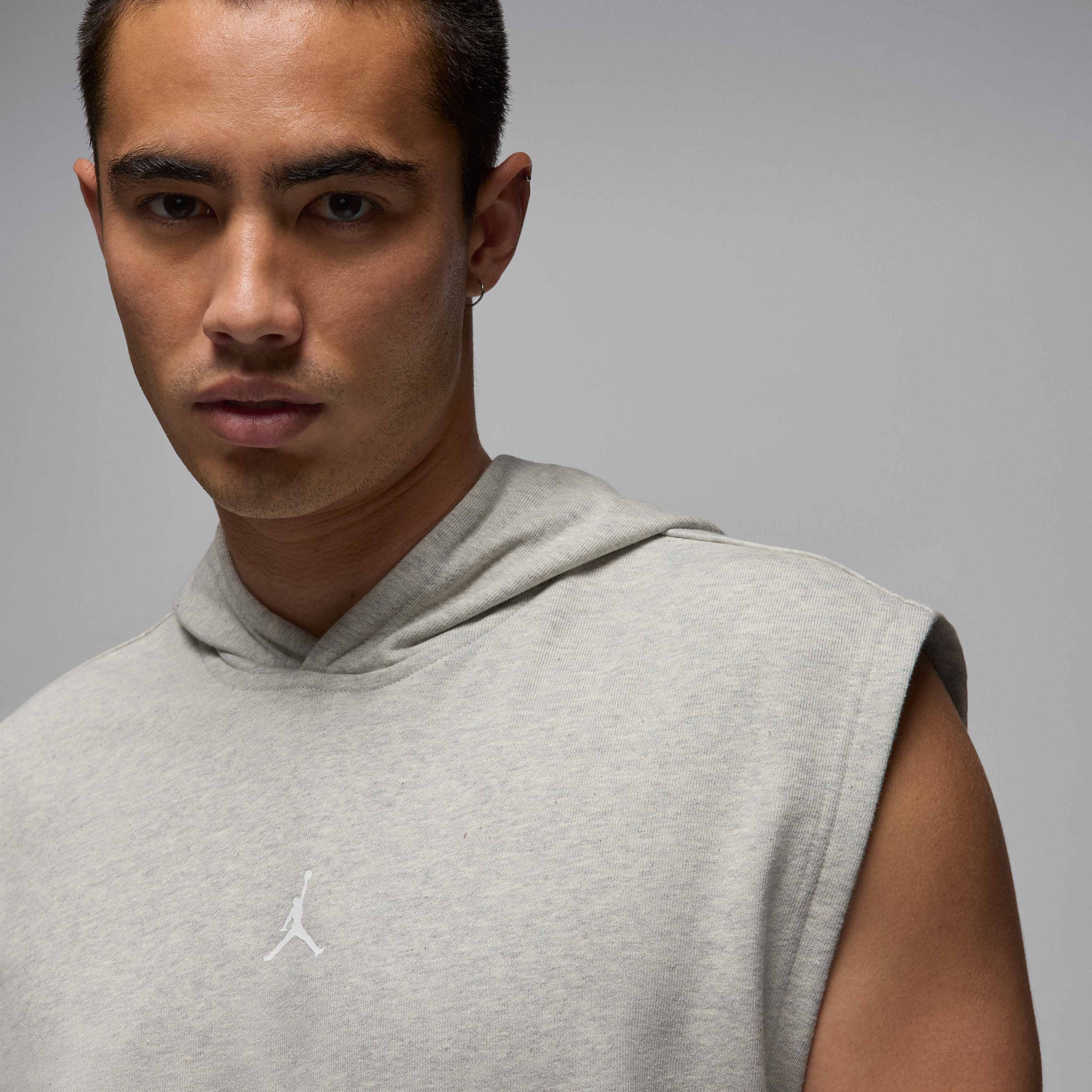 Jordan Sport Crossover image number 2