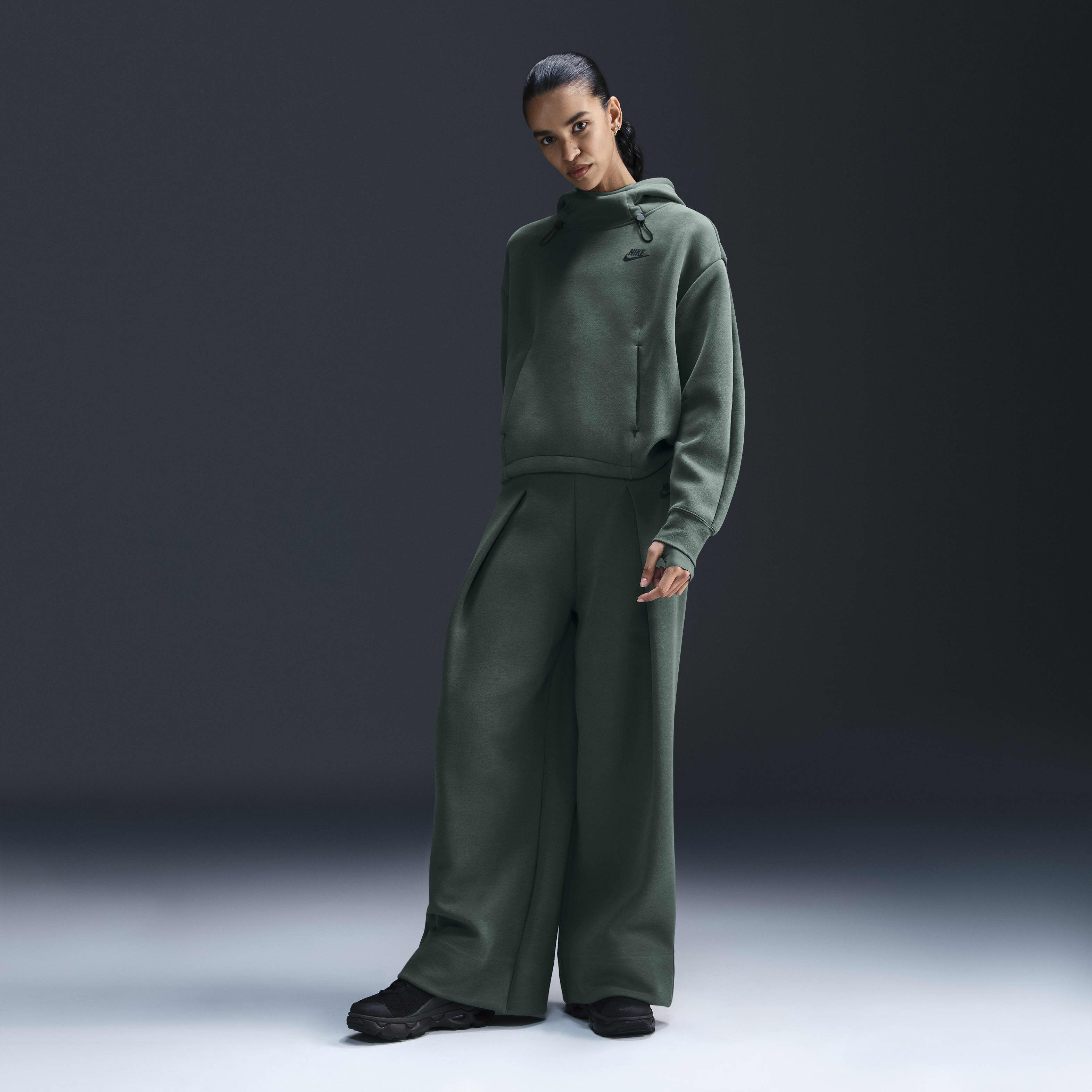 Nike Sportswear Tech Fleece image number 3