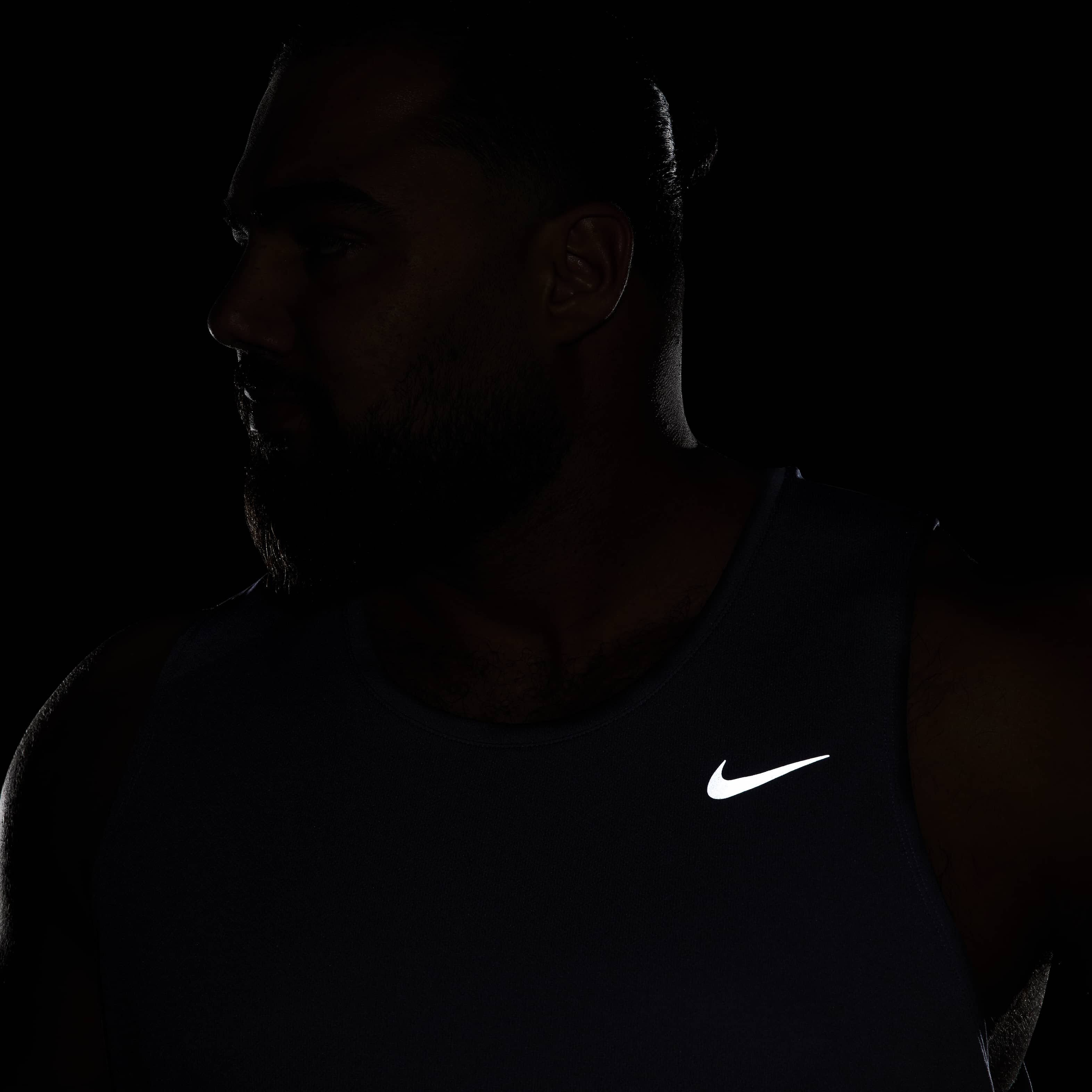 Nike Miler image number 11