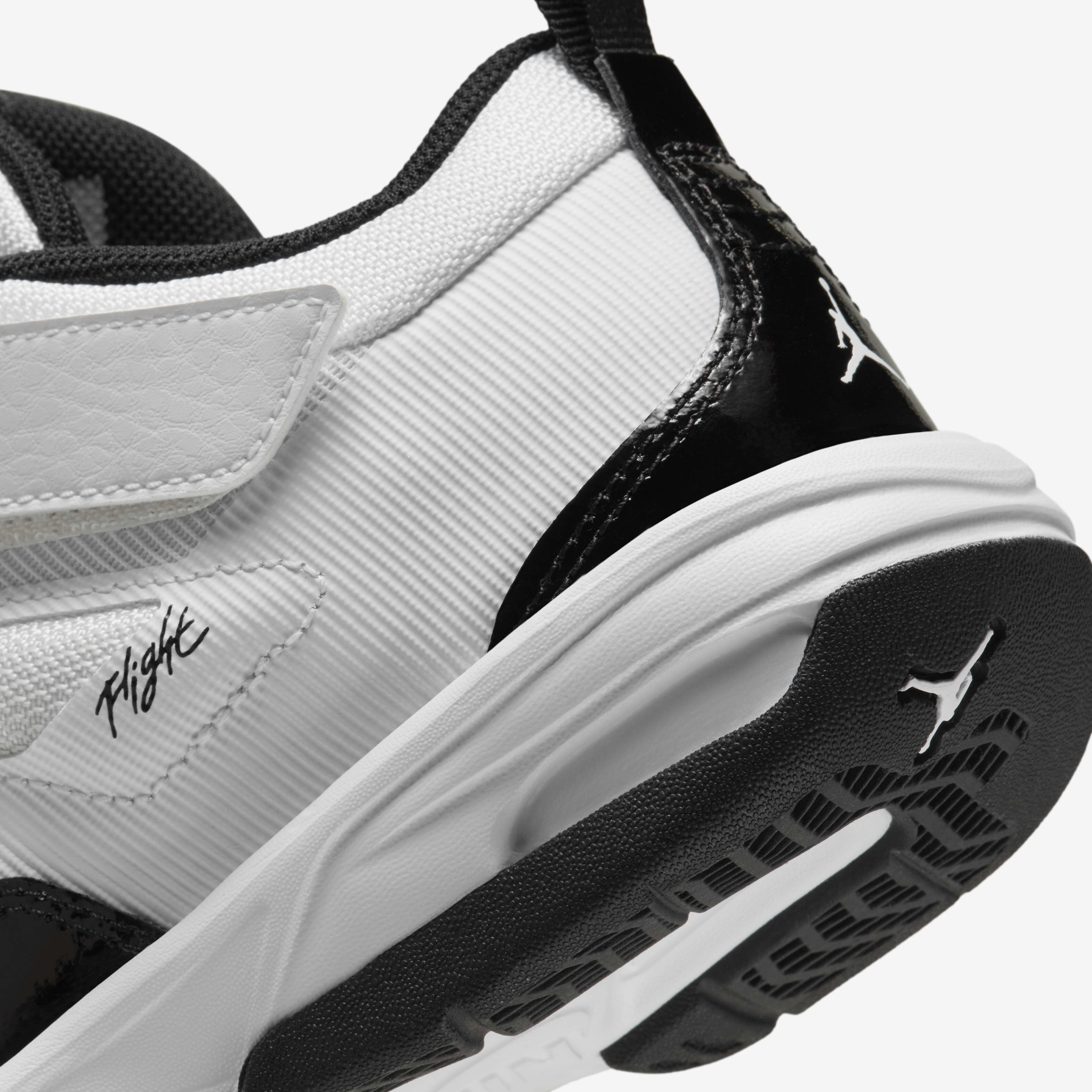 Stay Loyal 3 image number 7