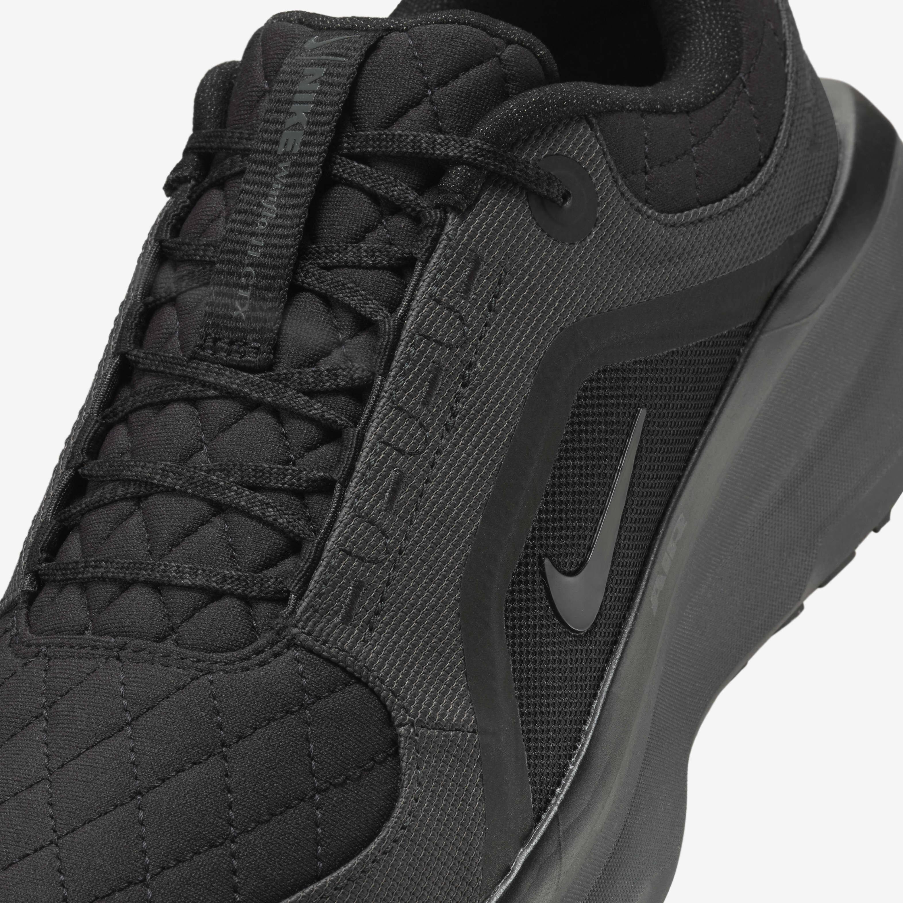 Buy Nike Winflo 11 GORE TEX Men s Waterproof Road Running Shoes Nike Qatar Official
