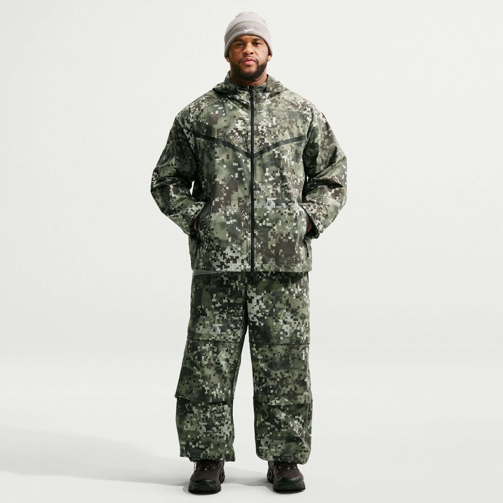 Nike Tech image number 0