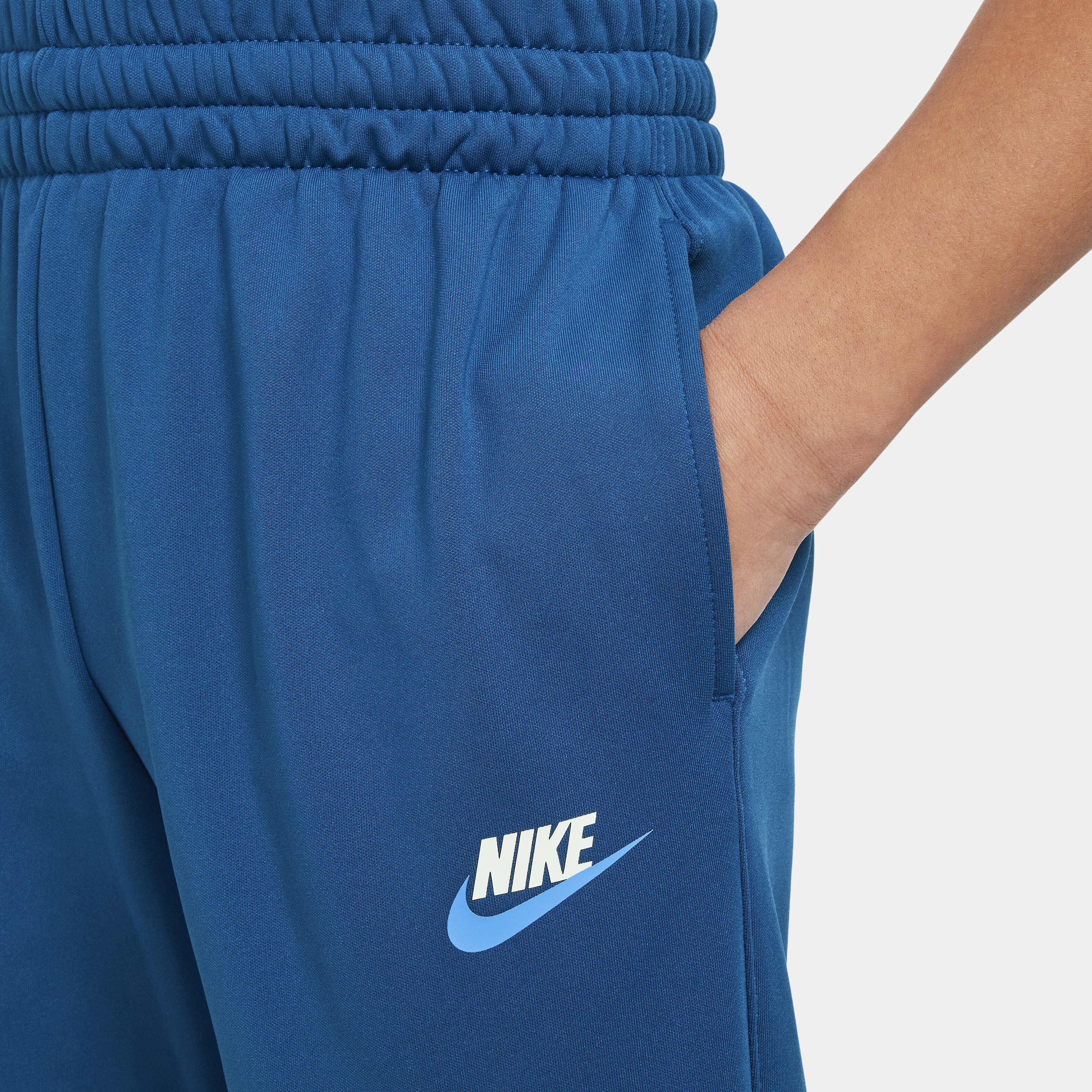 Nike Sportswear image number 6