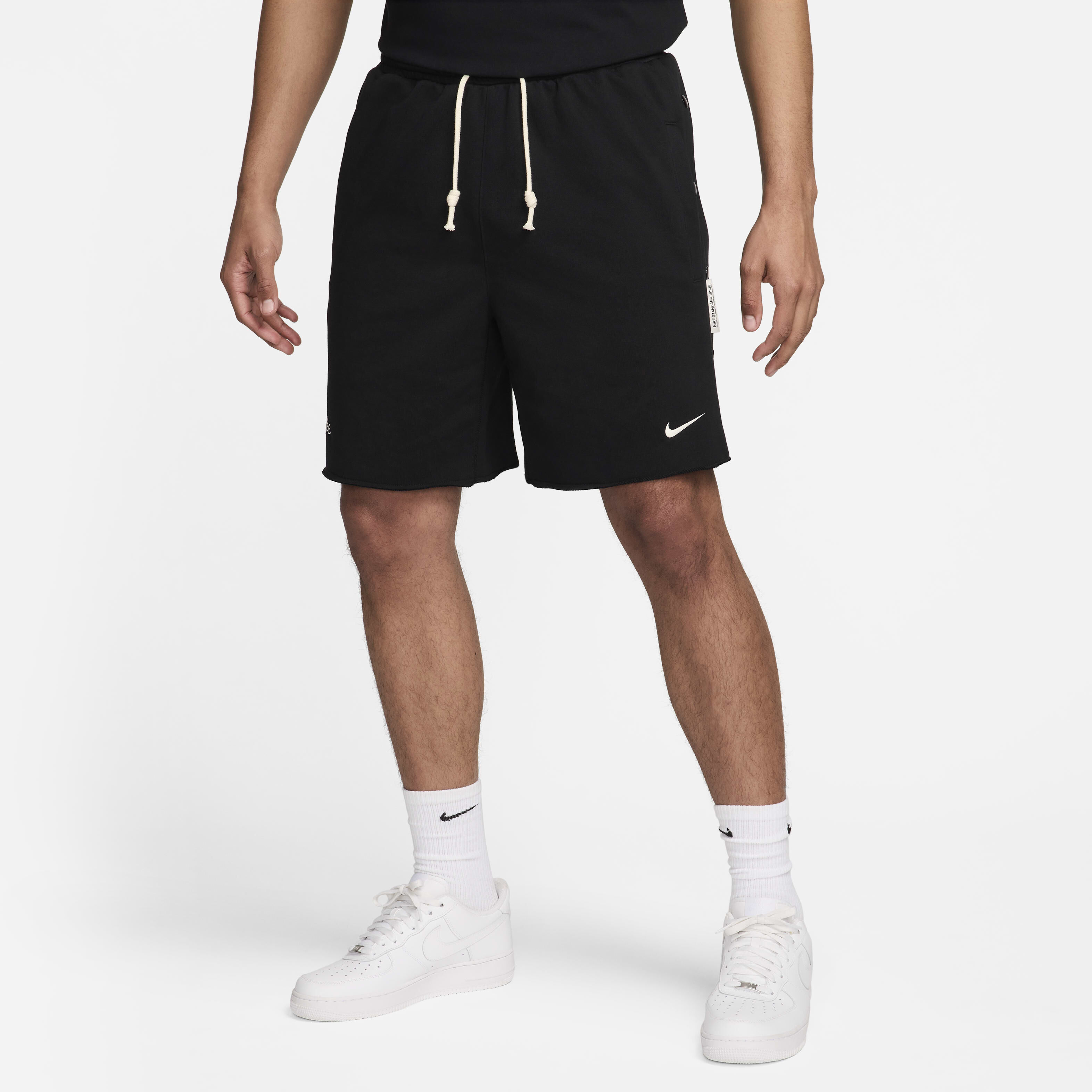 Buy Nike Standard Issue Men s Dri FIT 20cm approx. Basketball Shorts Nike Qatar Official