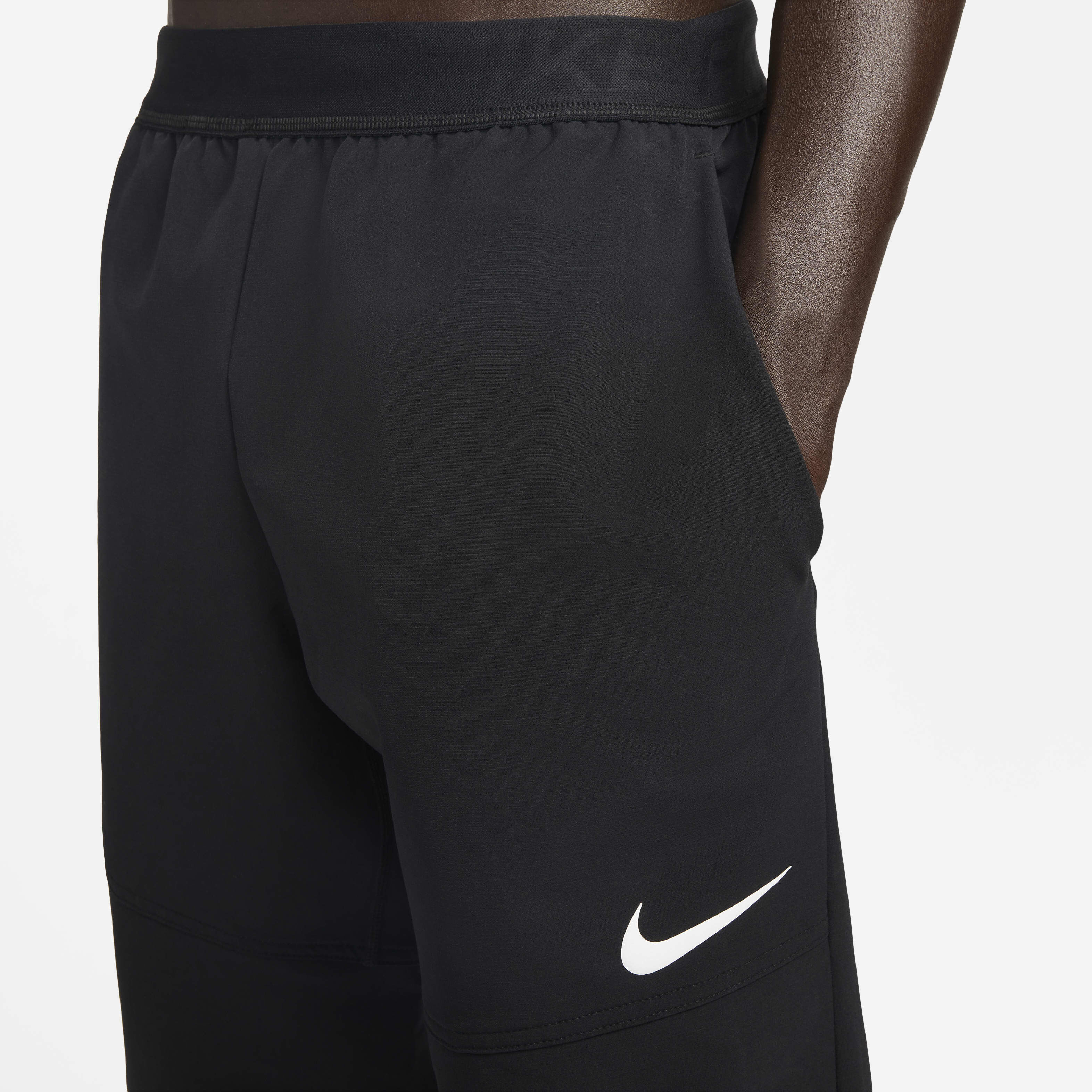 Buy Nike Flex Vent Max Men s Winterized Fleece Fitness Trousers Nike Qatar Official