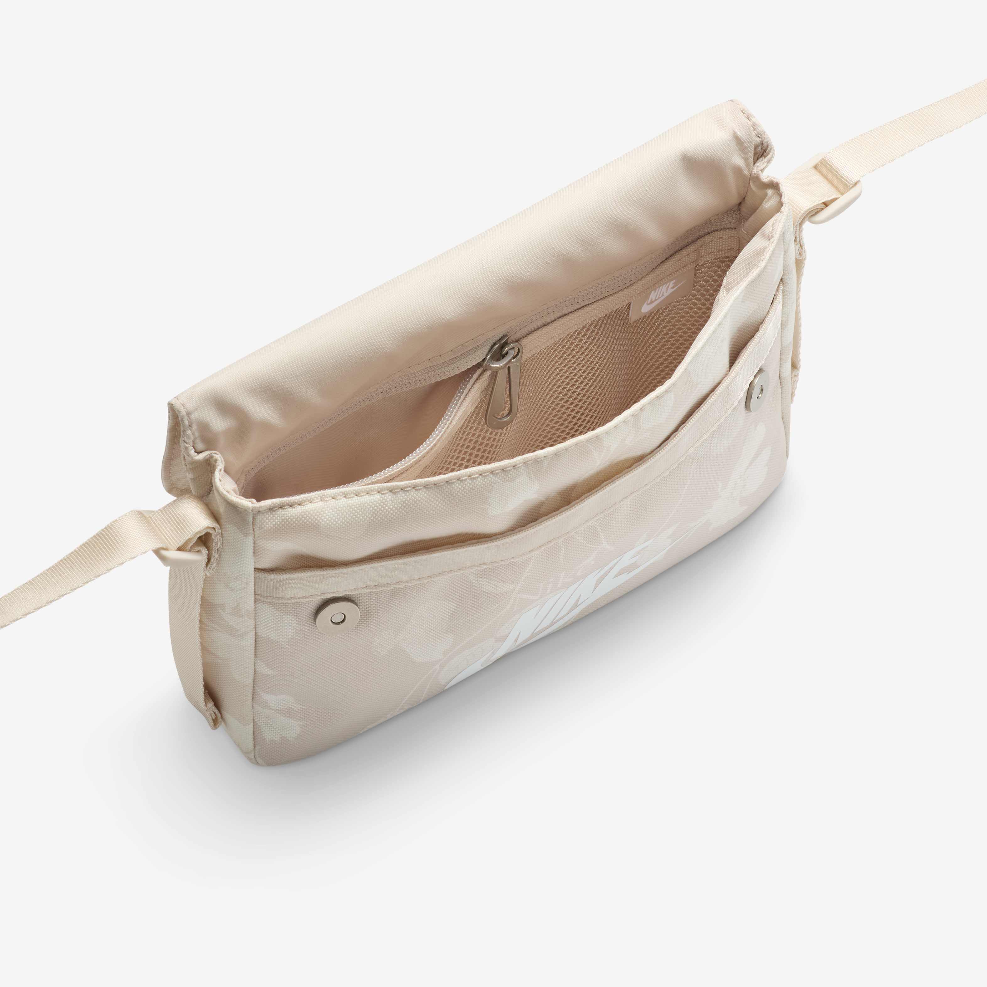 نايكي سبورتسوير فيوتشرا image number 3