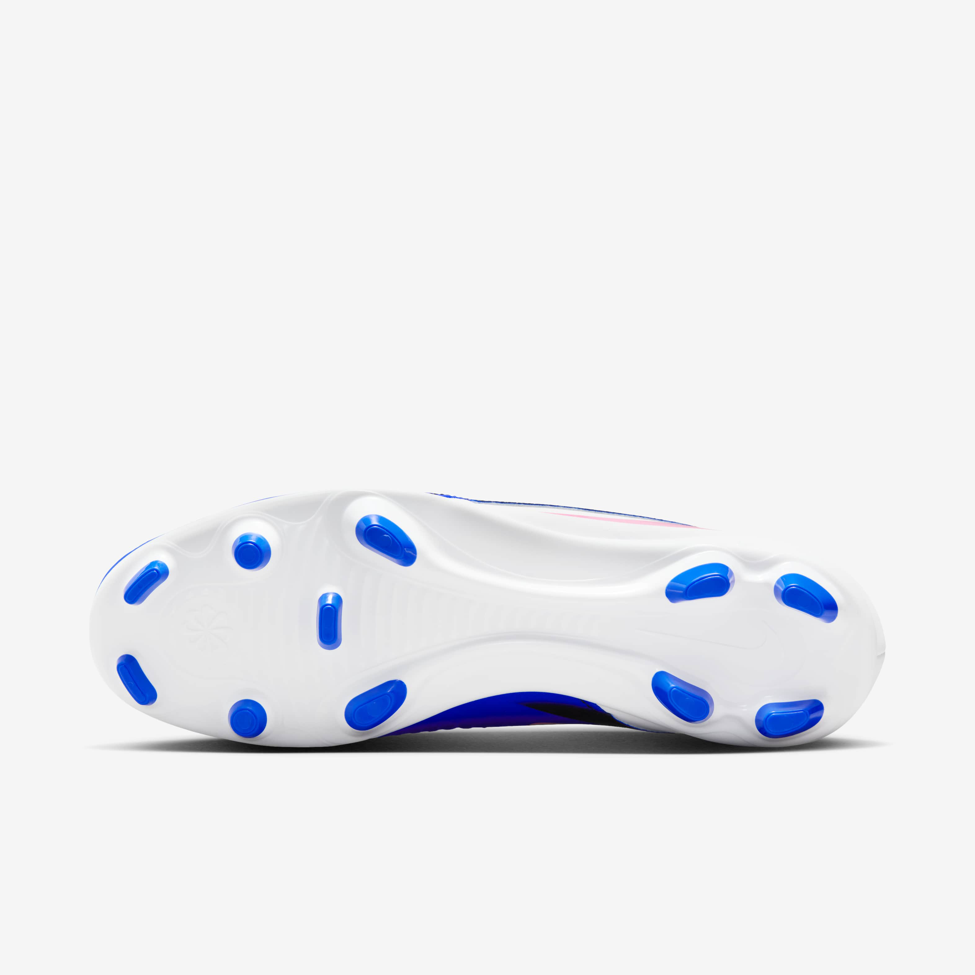 نايكي فانتوم 6 لو كلوب image number 1