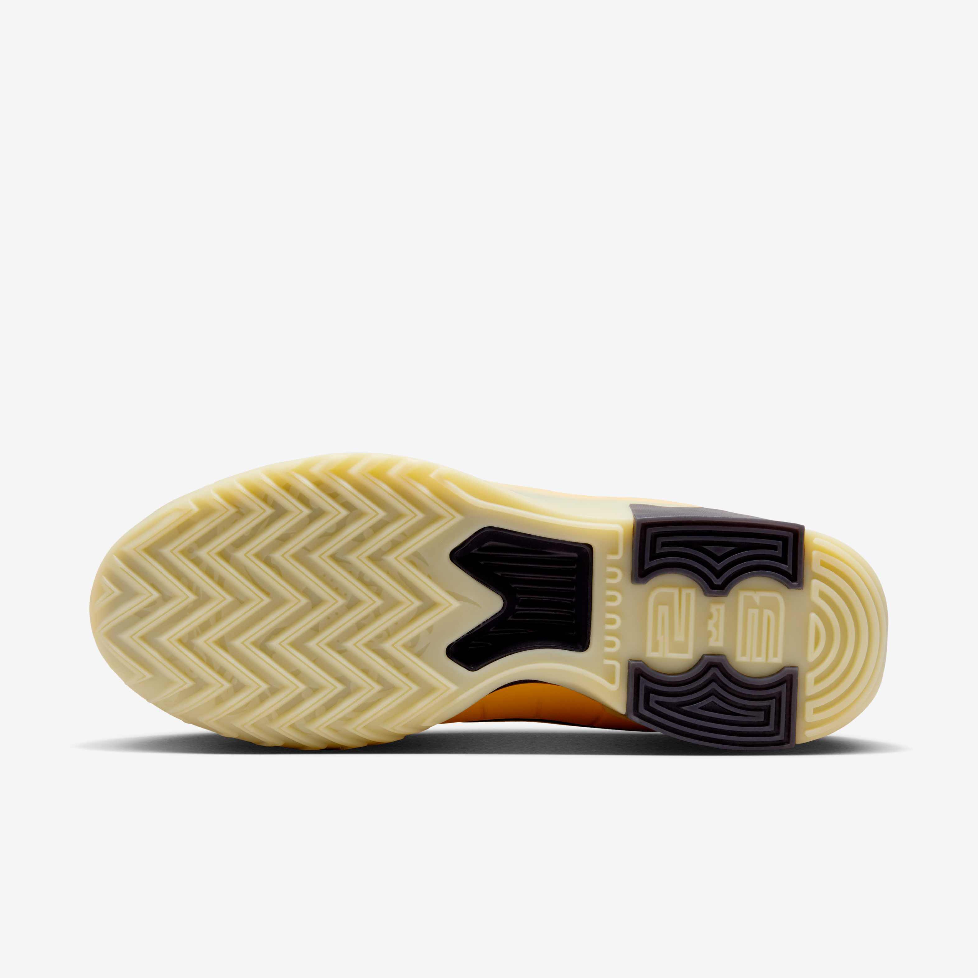 ليبرون وتنيس 9 image number 1