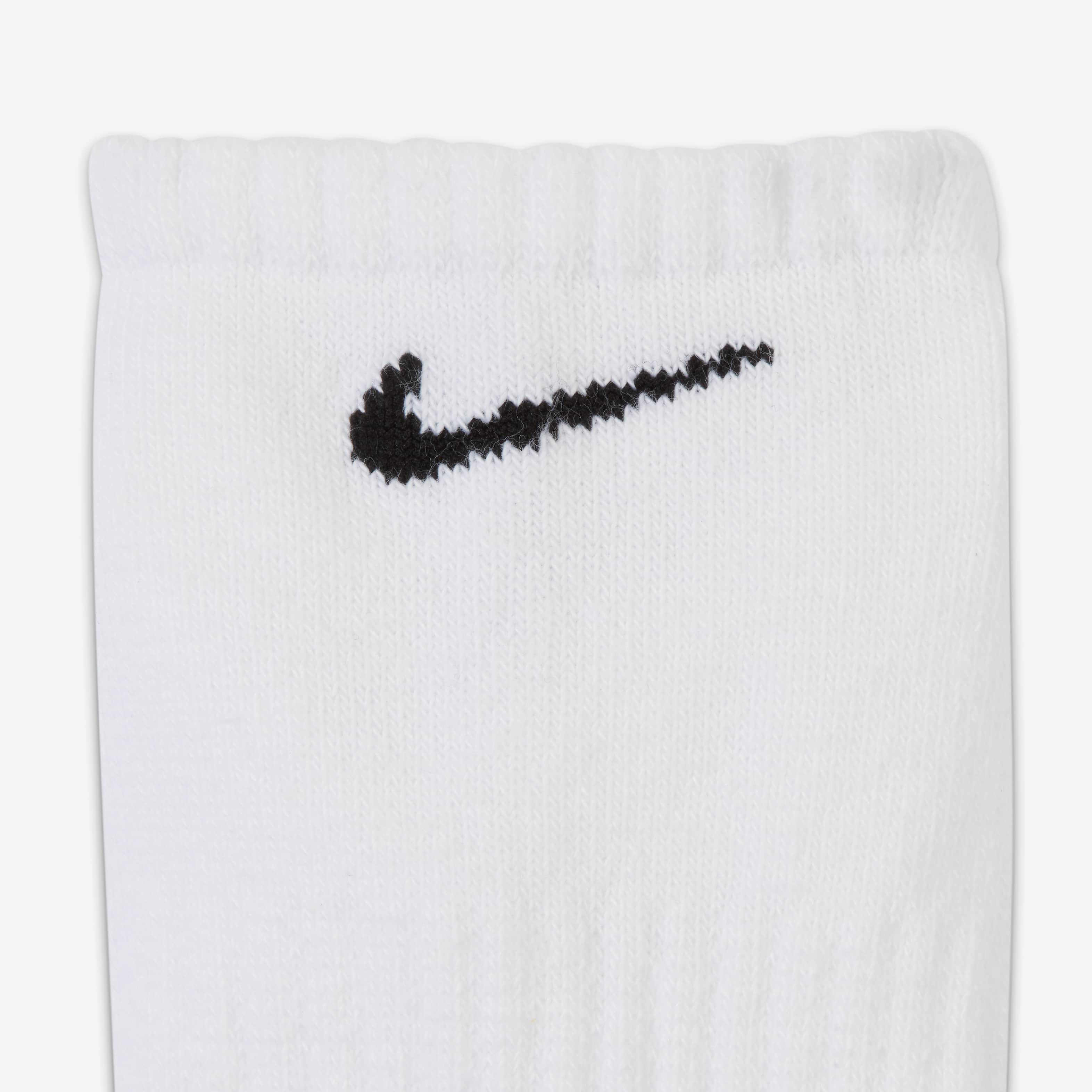 Nike Everyday Cushioned image number 3