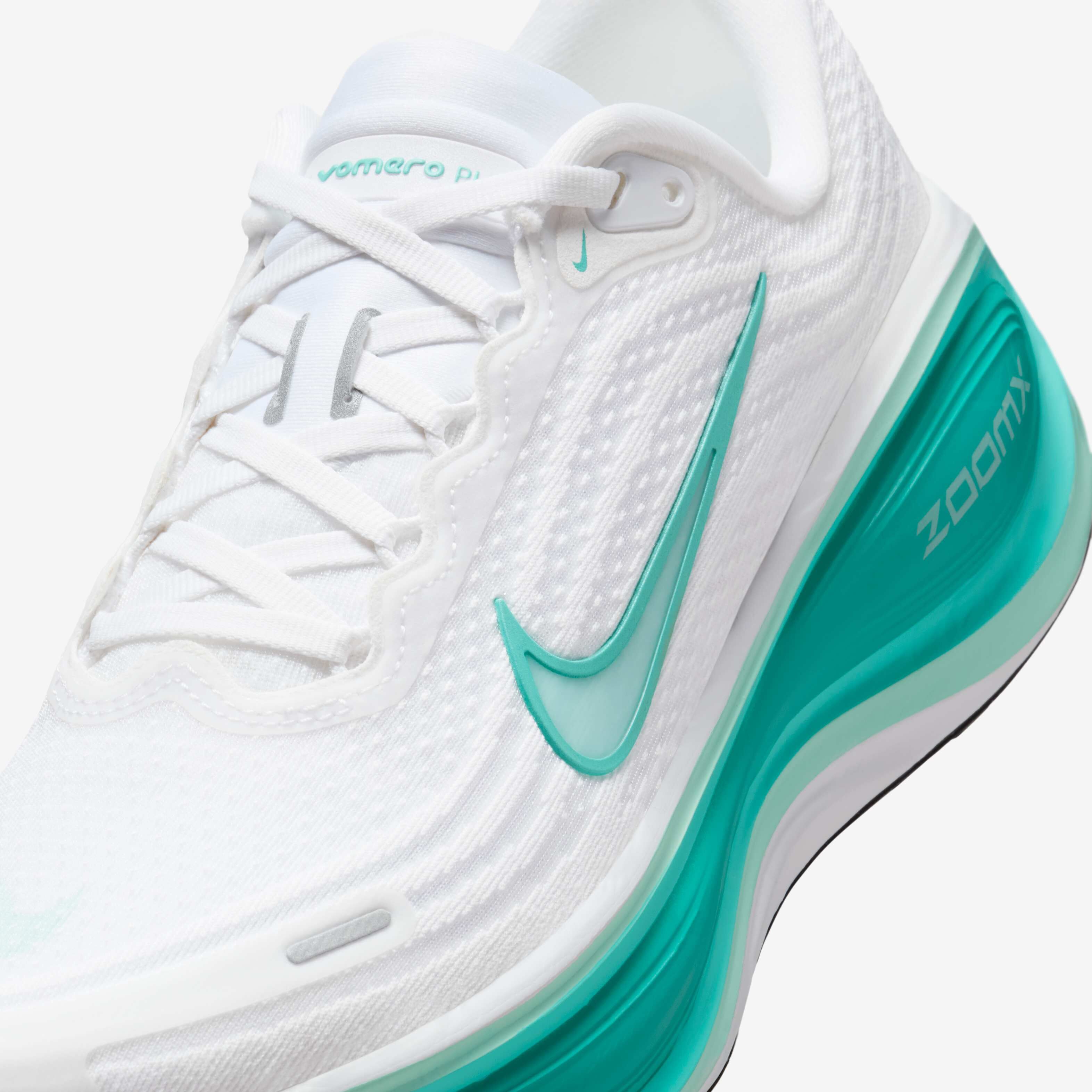 Nike Vomero Plus image number 6