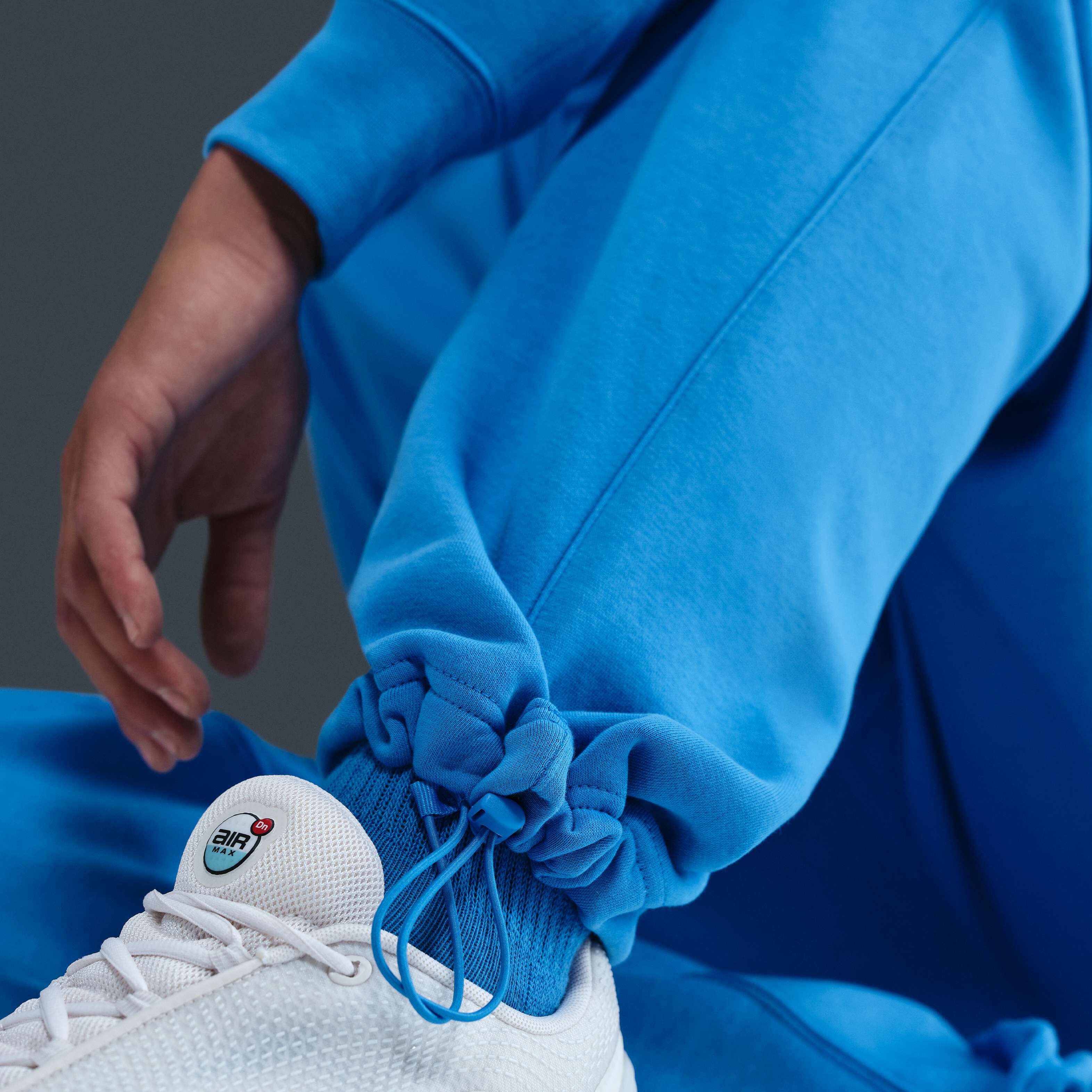 Nike Sportswear Club image number 5