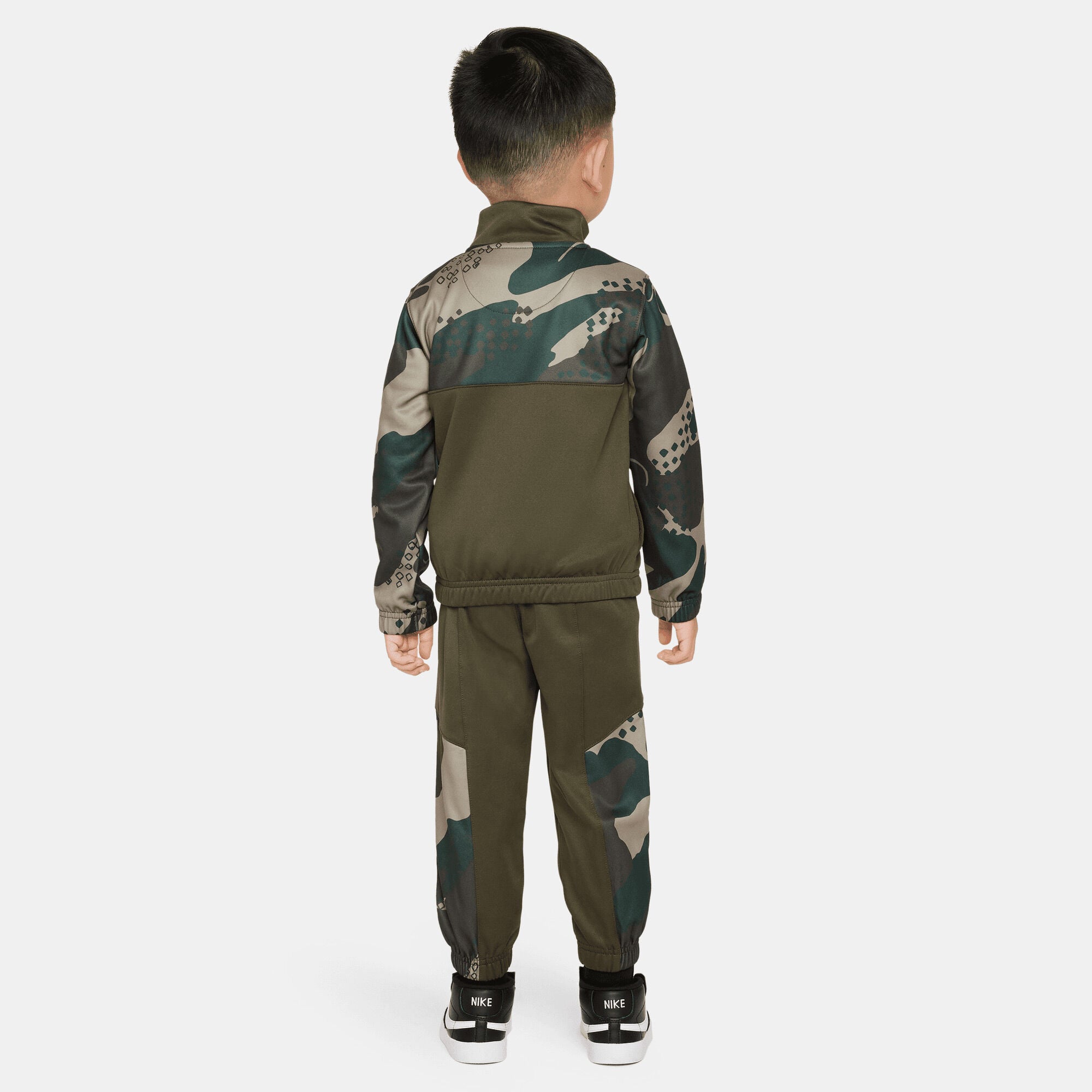 Nike Sportswear Club Camo Set image number 1