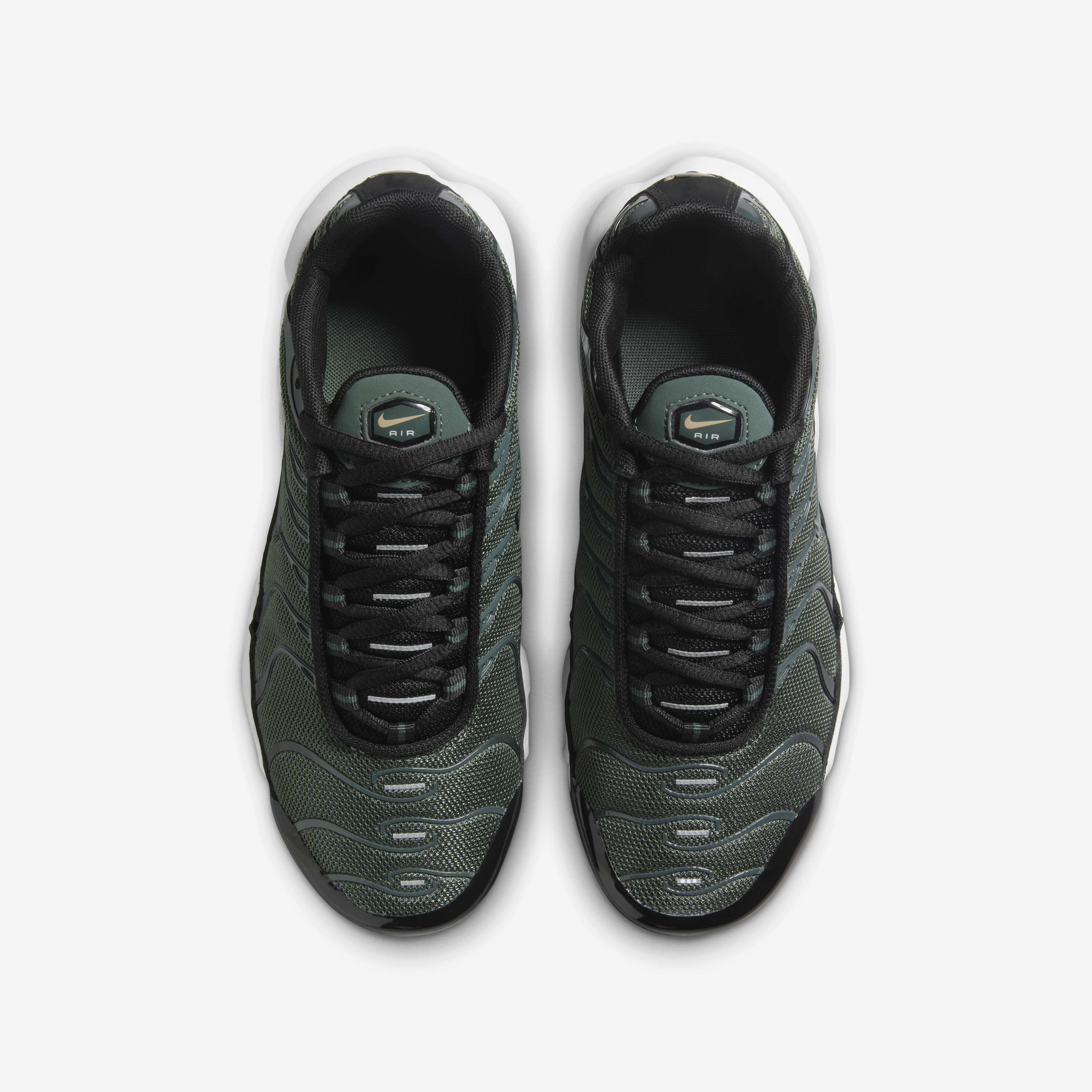 Nike Air Max Plus image number 3