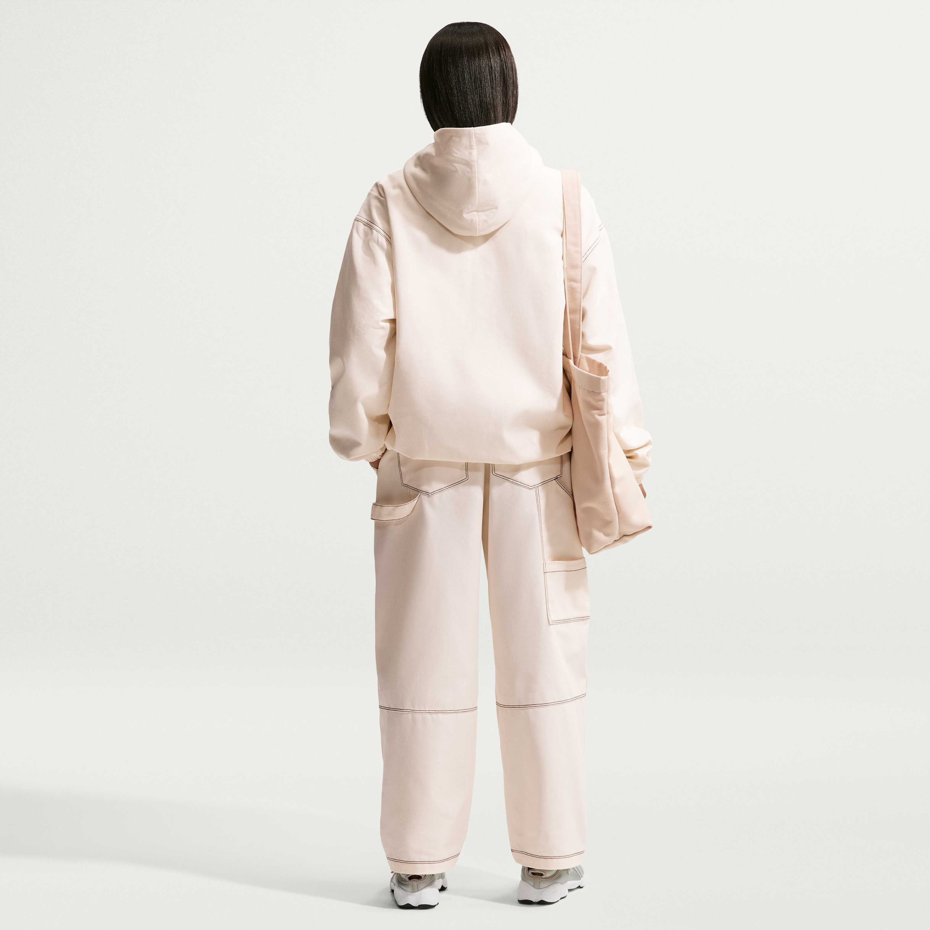 نايكي سبورتسوير image number 4